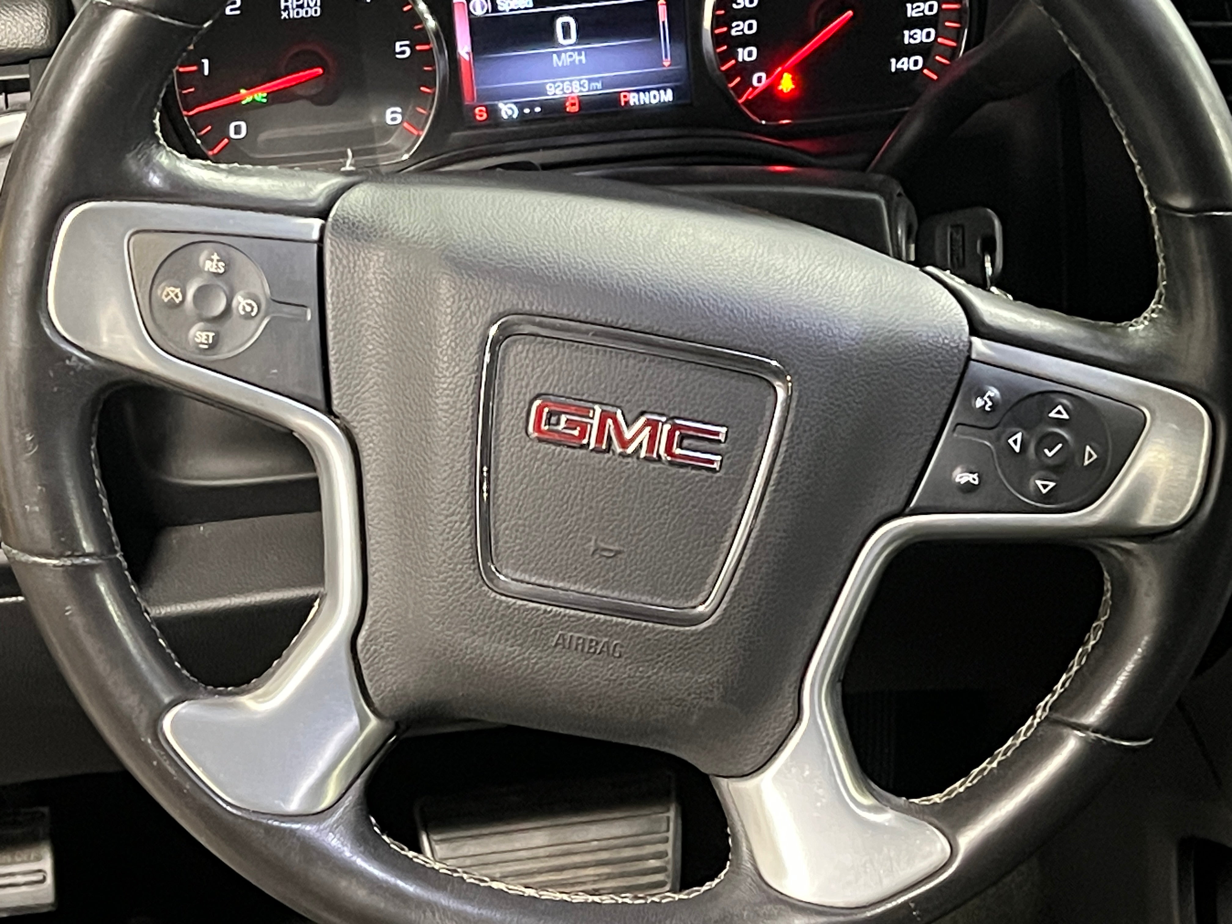 2016 GMC Yukon XL SLE 5