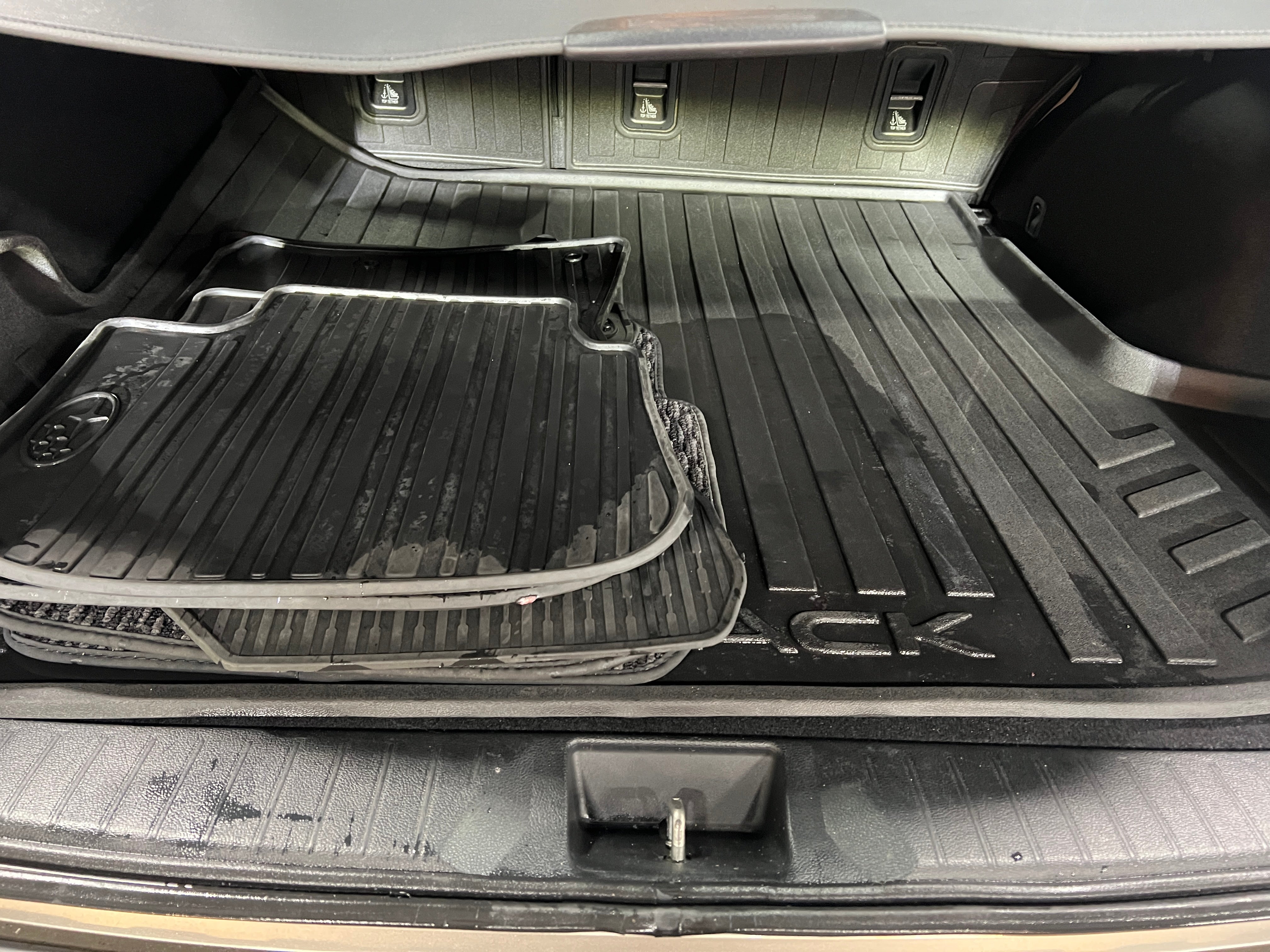 2017 Subaru Outback 2.5i Limited 6