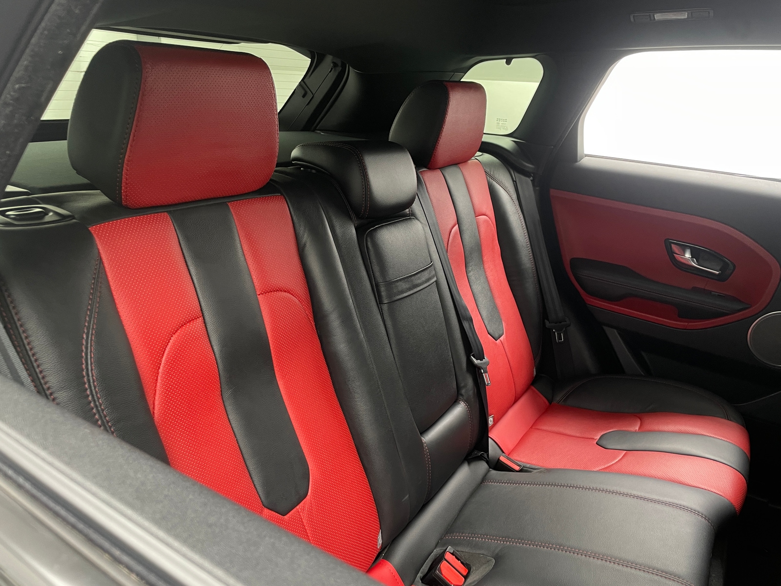 Thumbnail: 2013 Land Rover Range Rover Evoque - 5