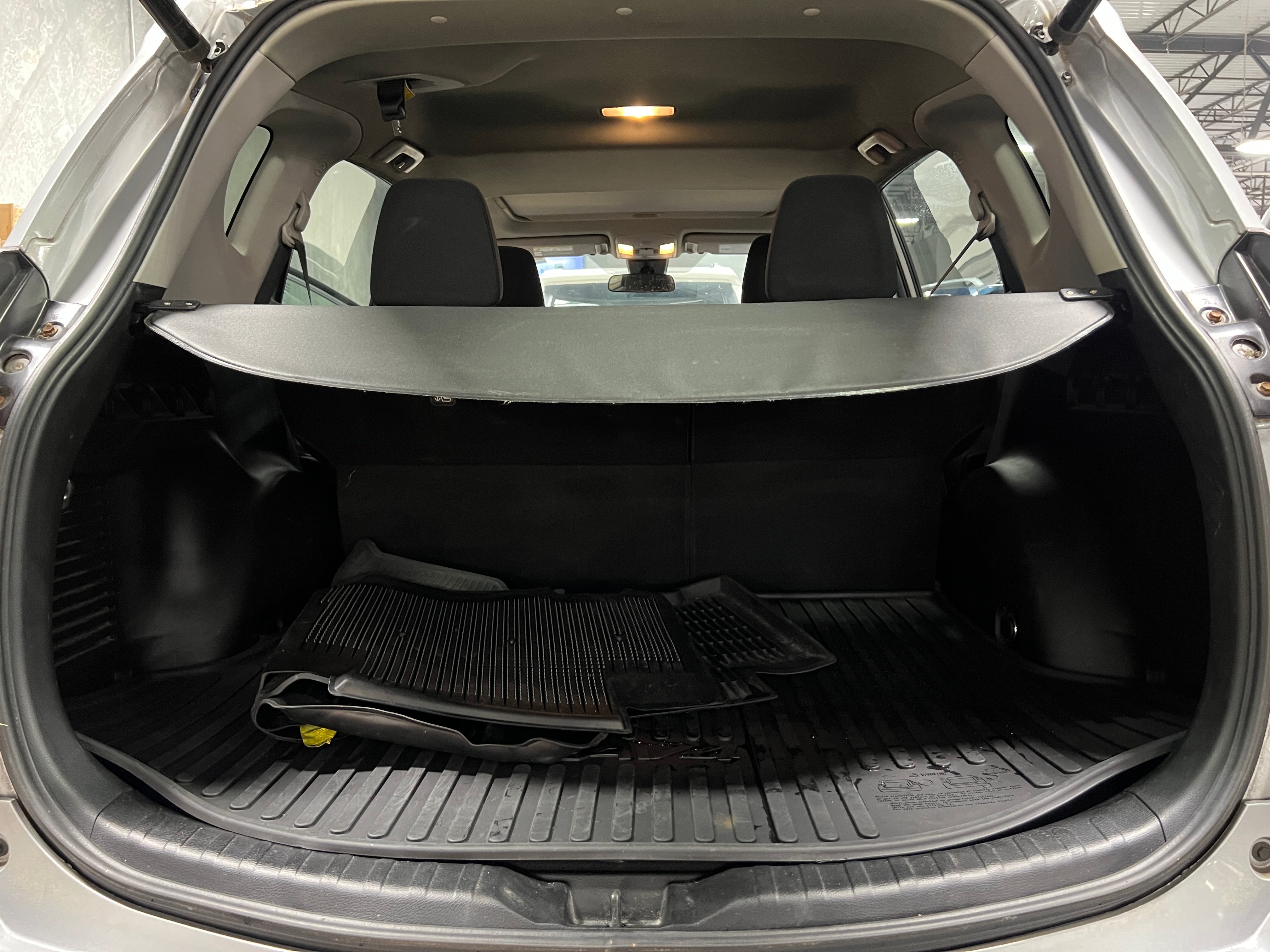 2018 Toyota RAV4 XLE 7