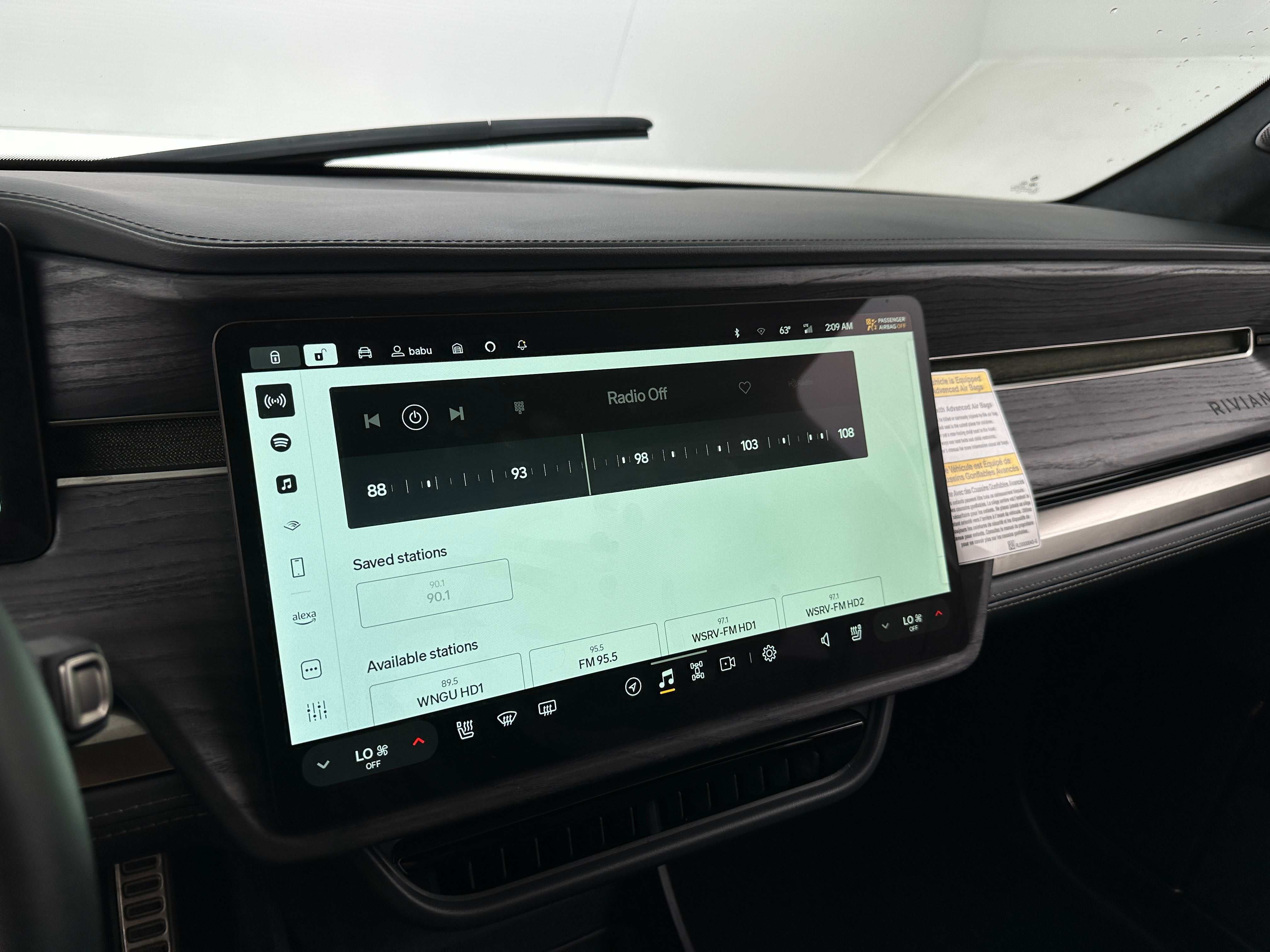 2023 Rivian R1S Adventure 3