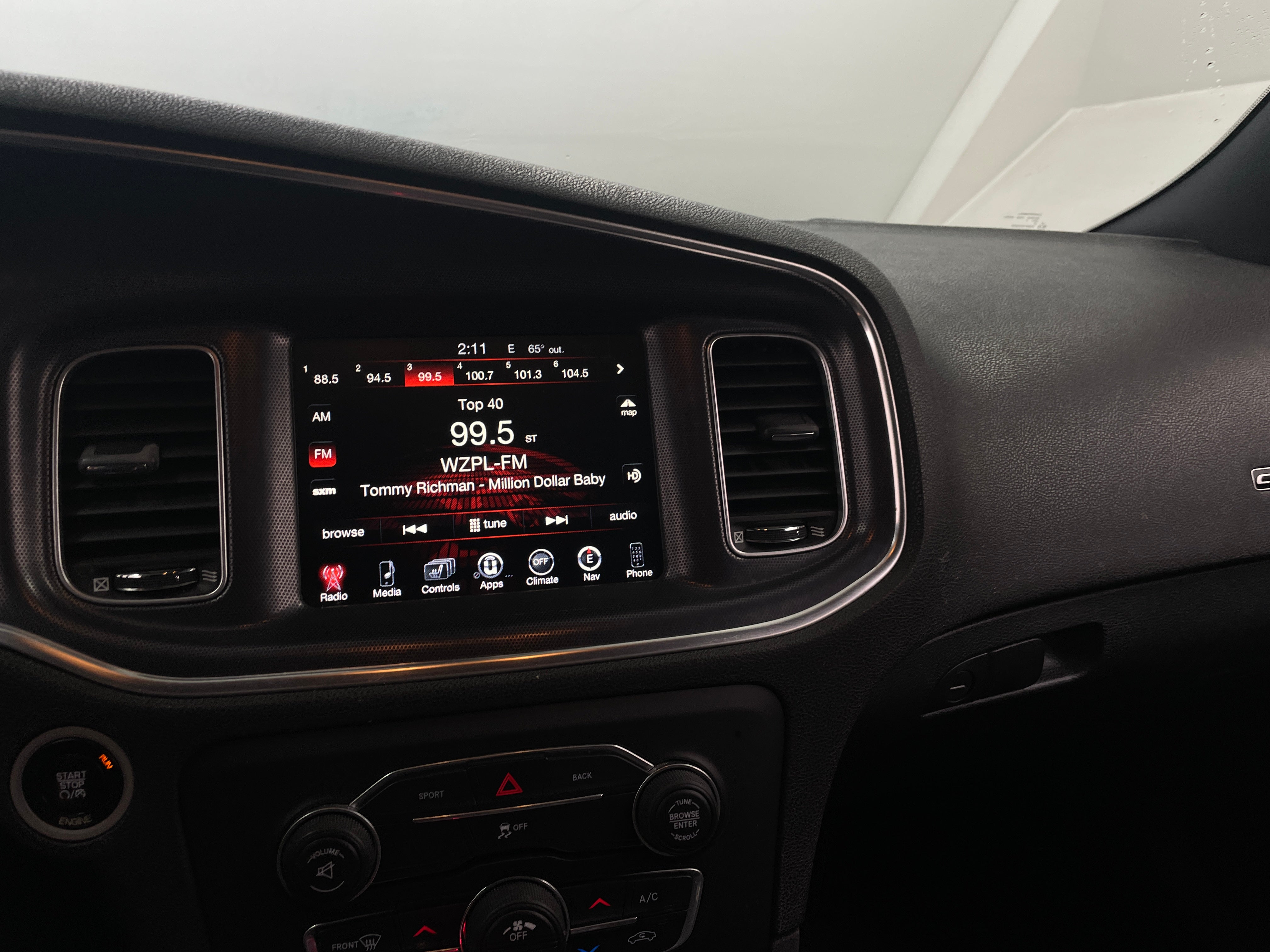 2015 Dodge Charger SXT 4