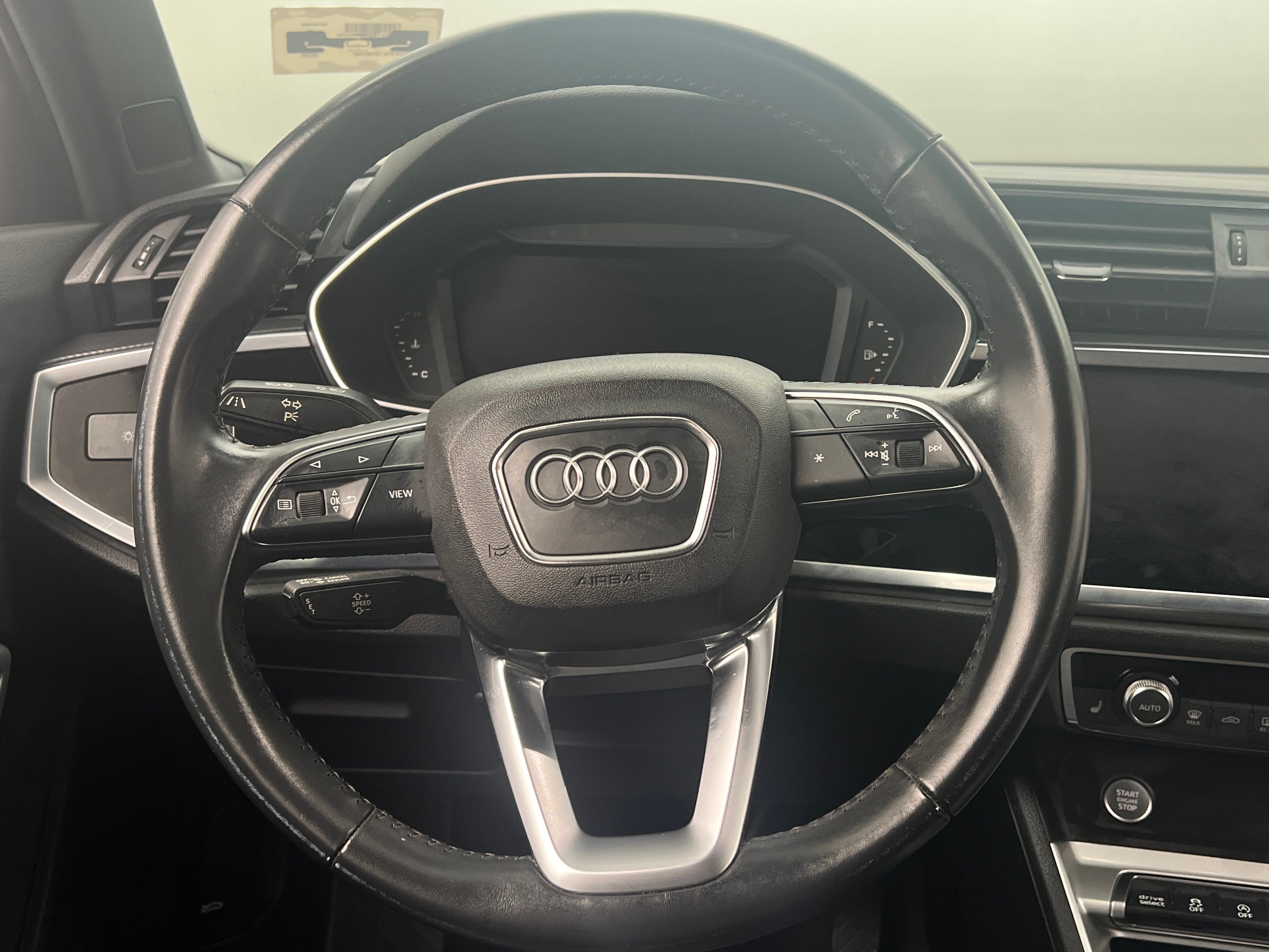 Thumbnail: 2020 Audi Q3 - 4