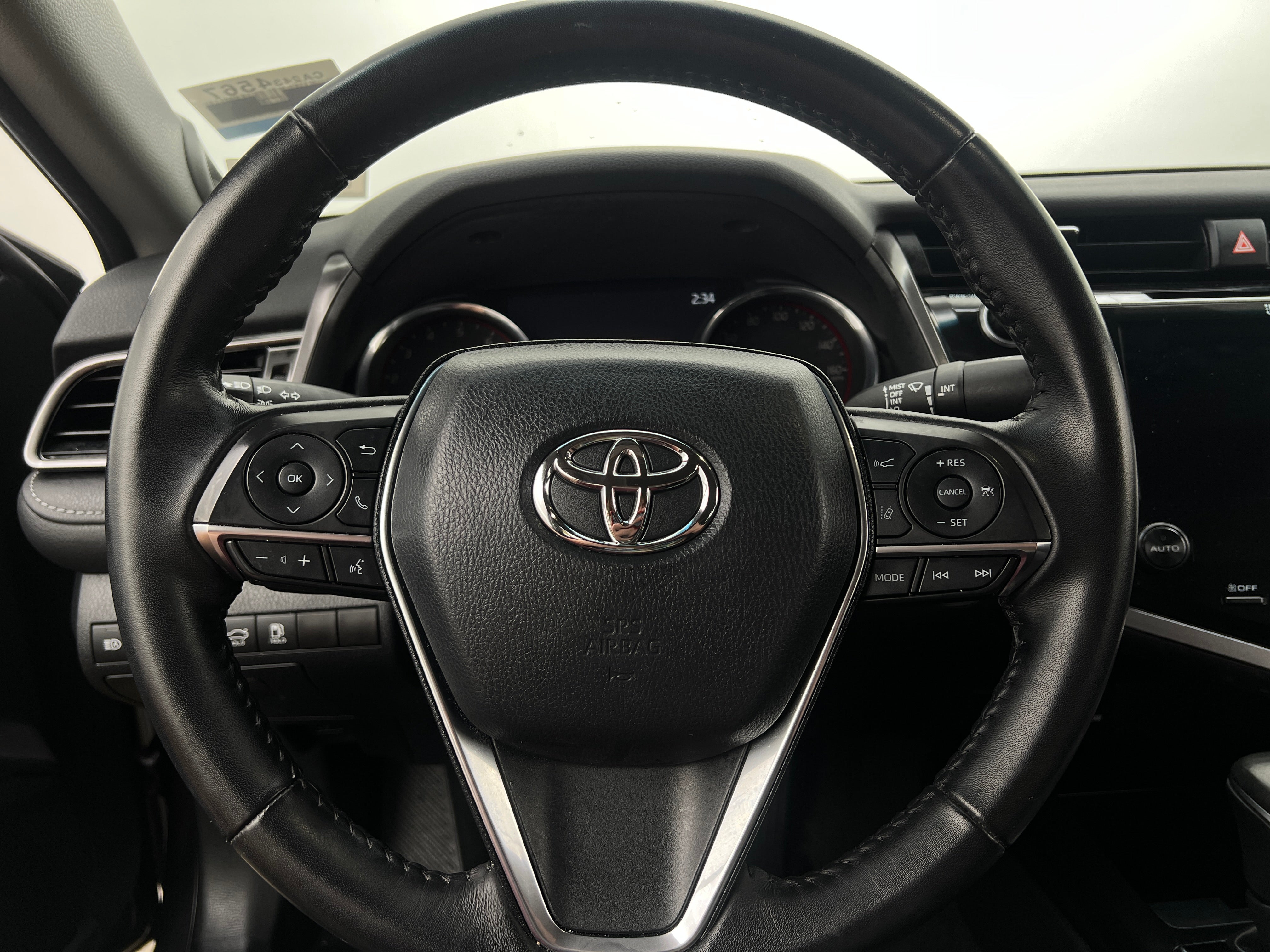 2019 Toyota Camry XSE 4