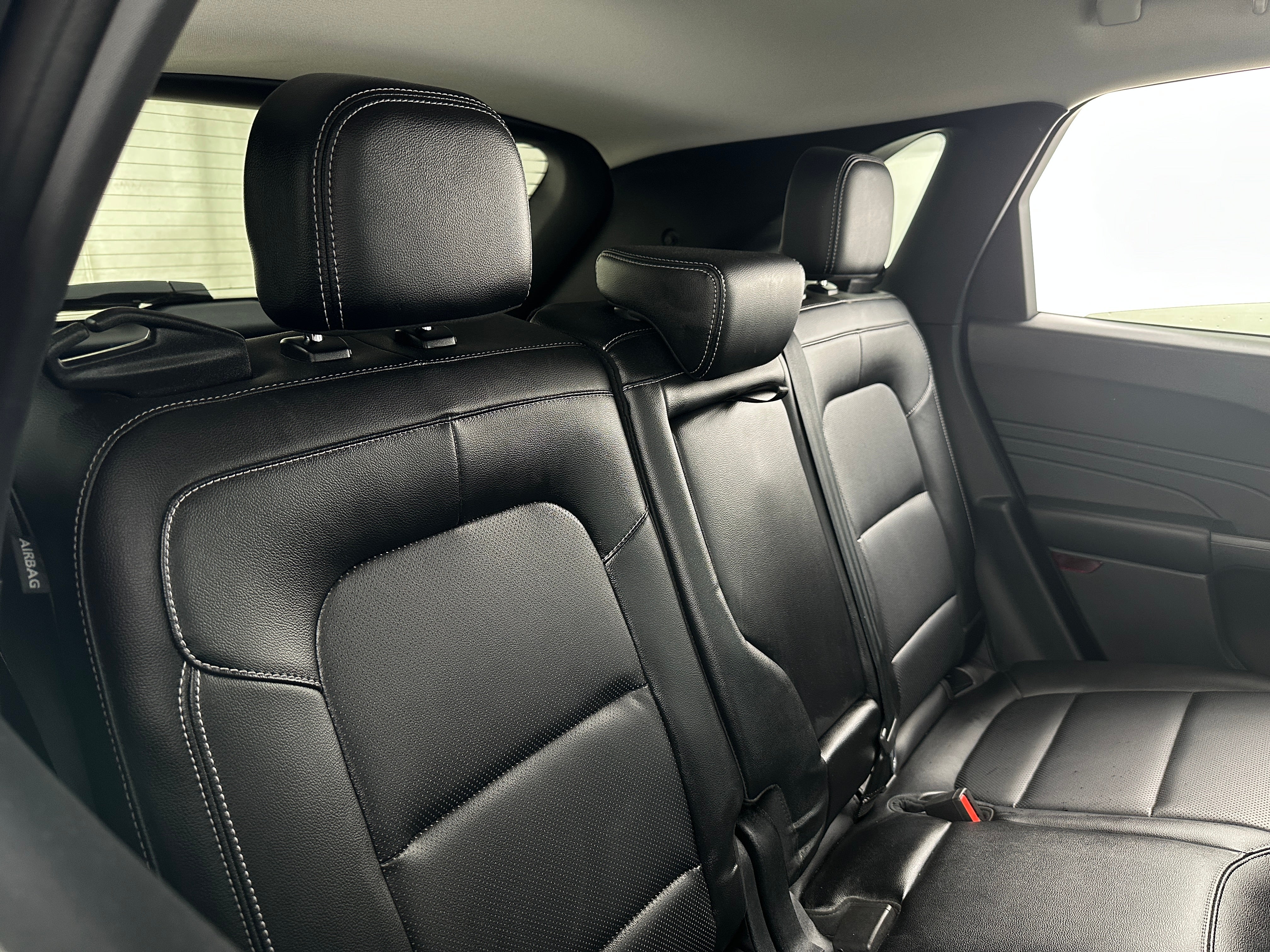 2022 Ford Escape Titanium Hybrid 5