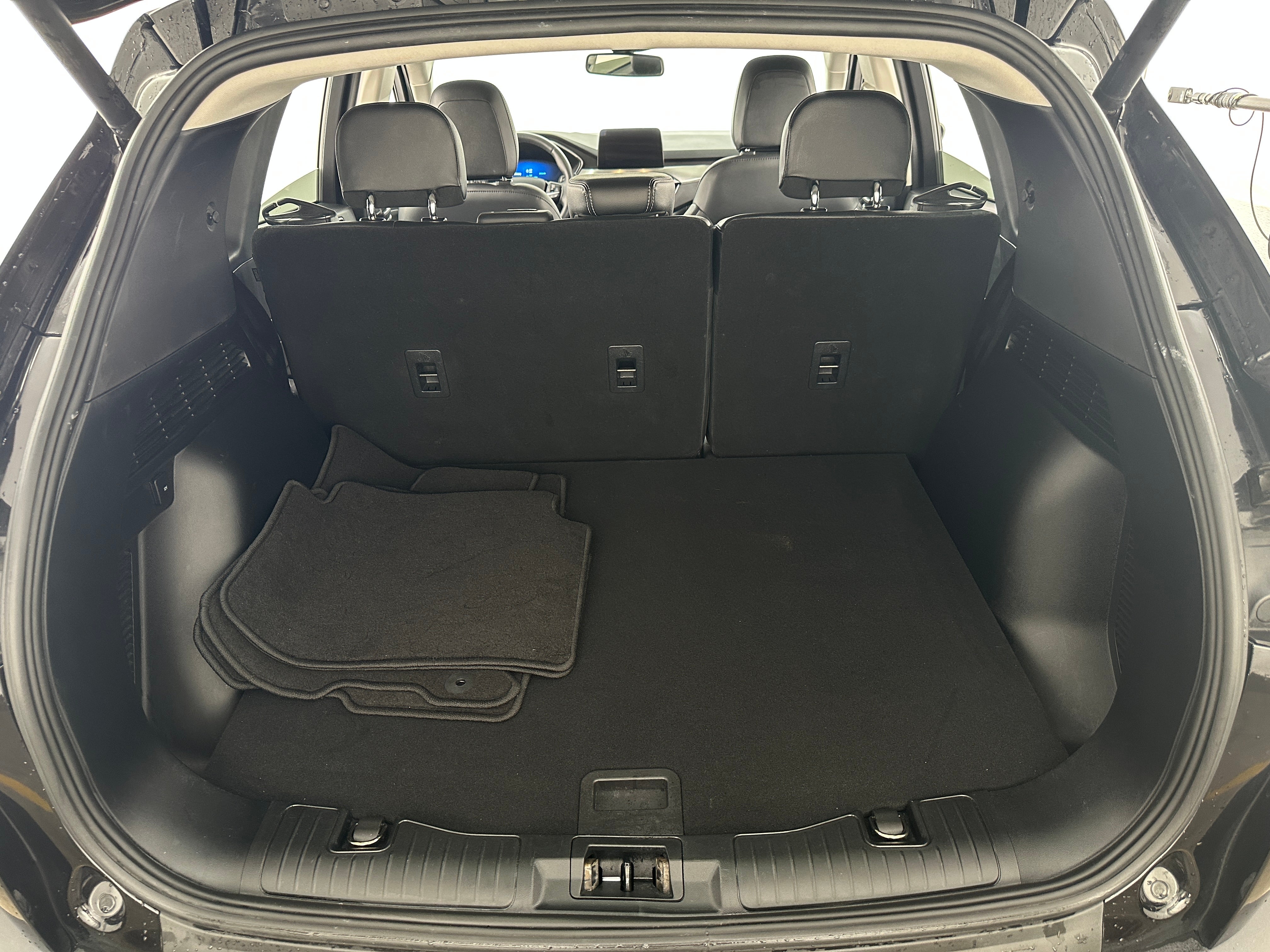 2022 Ford Escape Titanium Hybrid 6