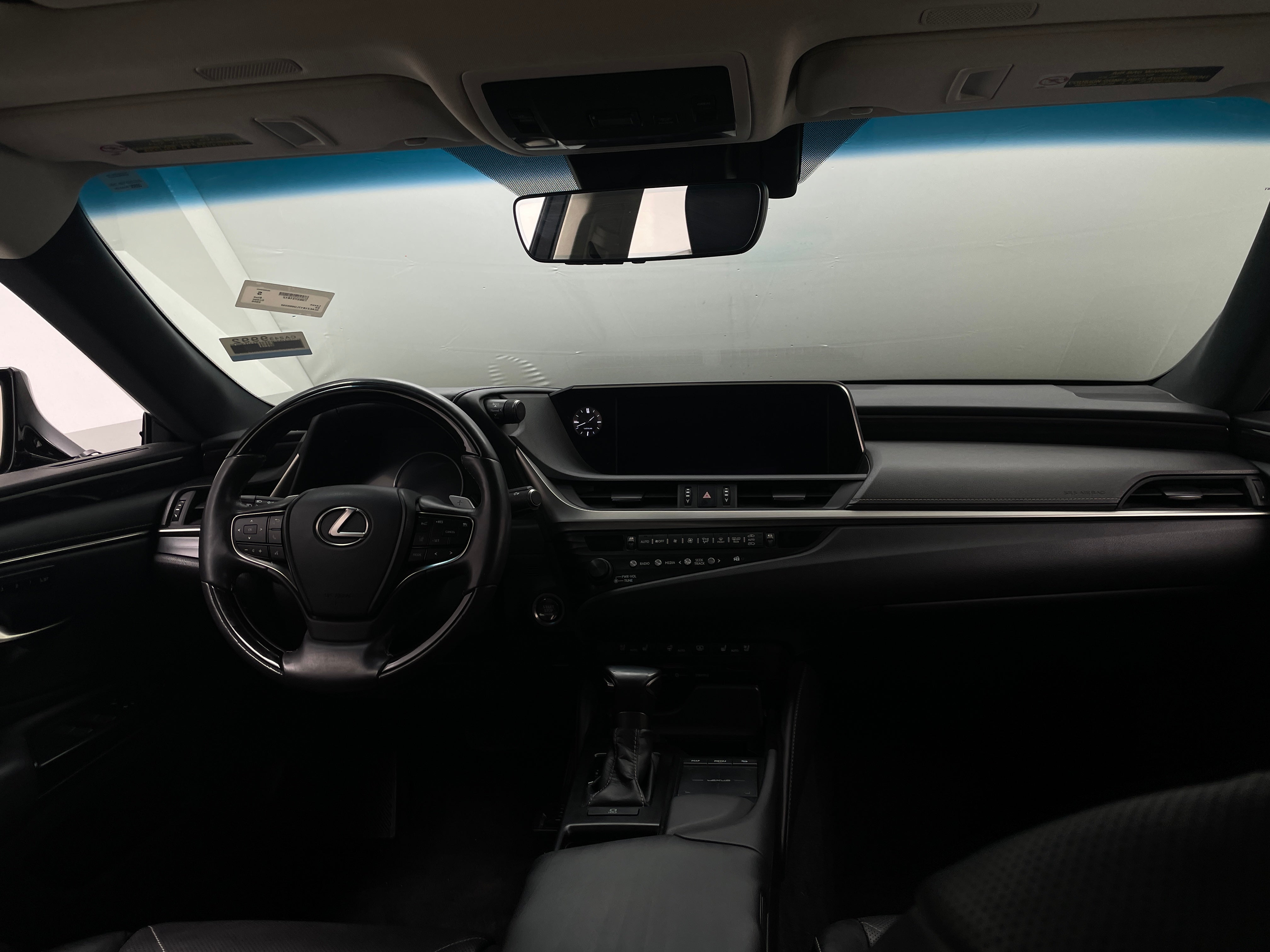 2020 Lexus ES 350 Luxury 2