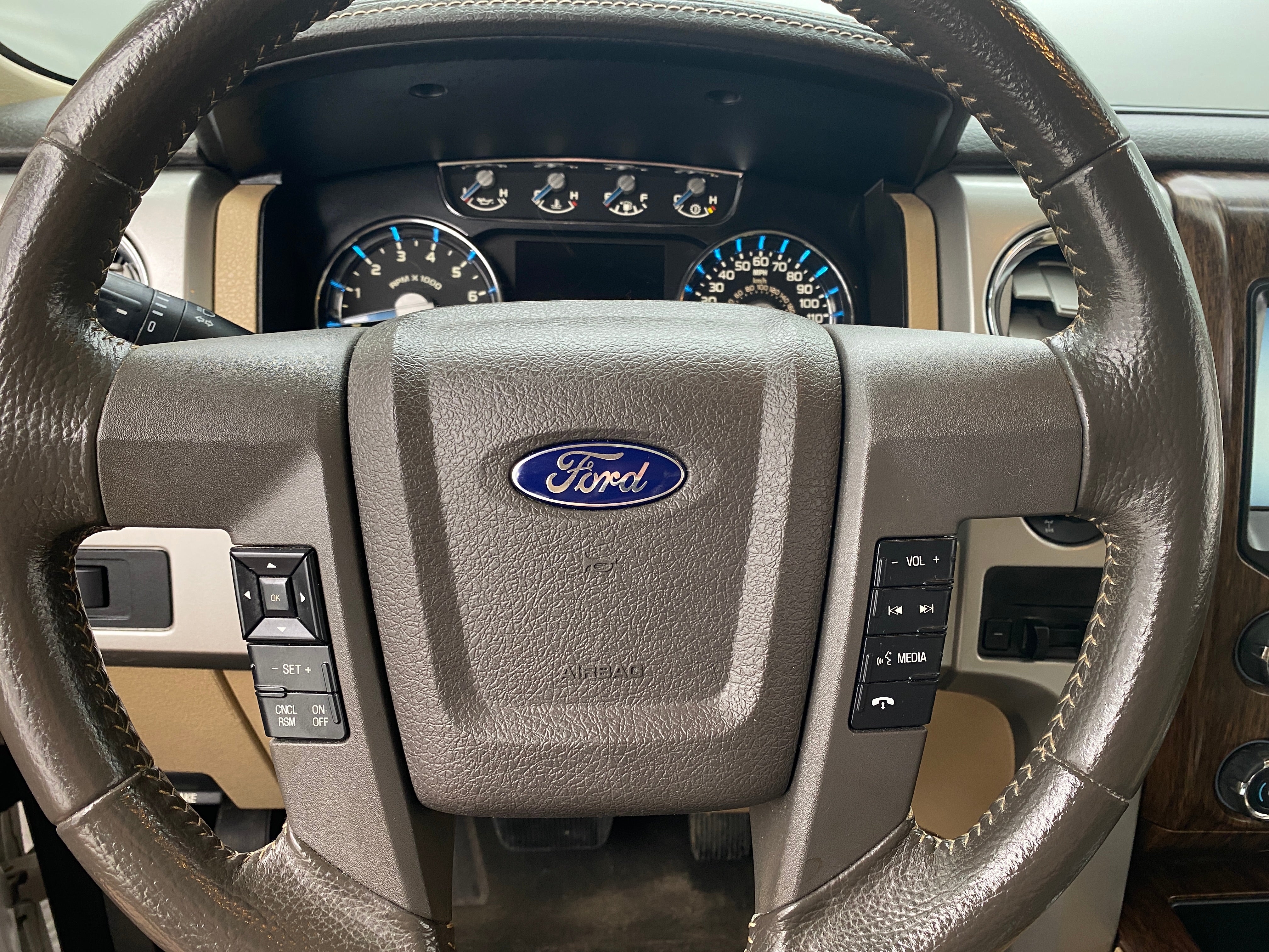 2013 Ford Econoline E-150 4