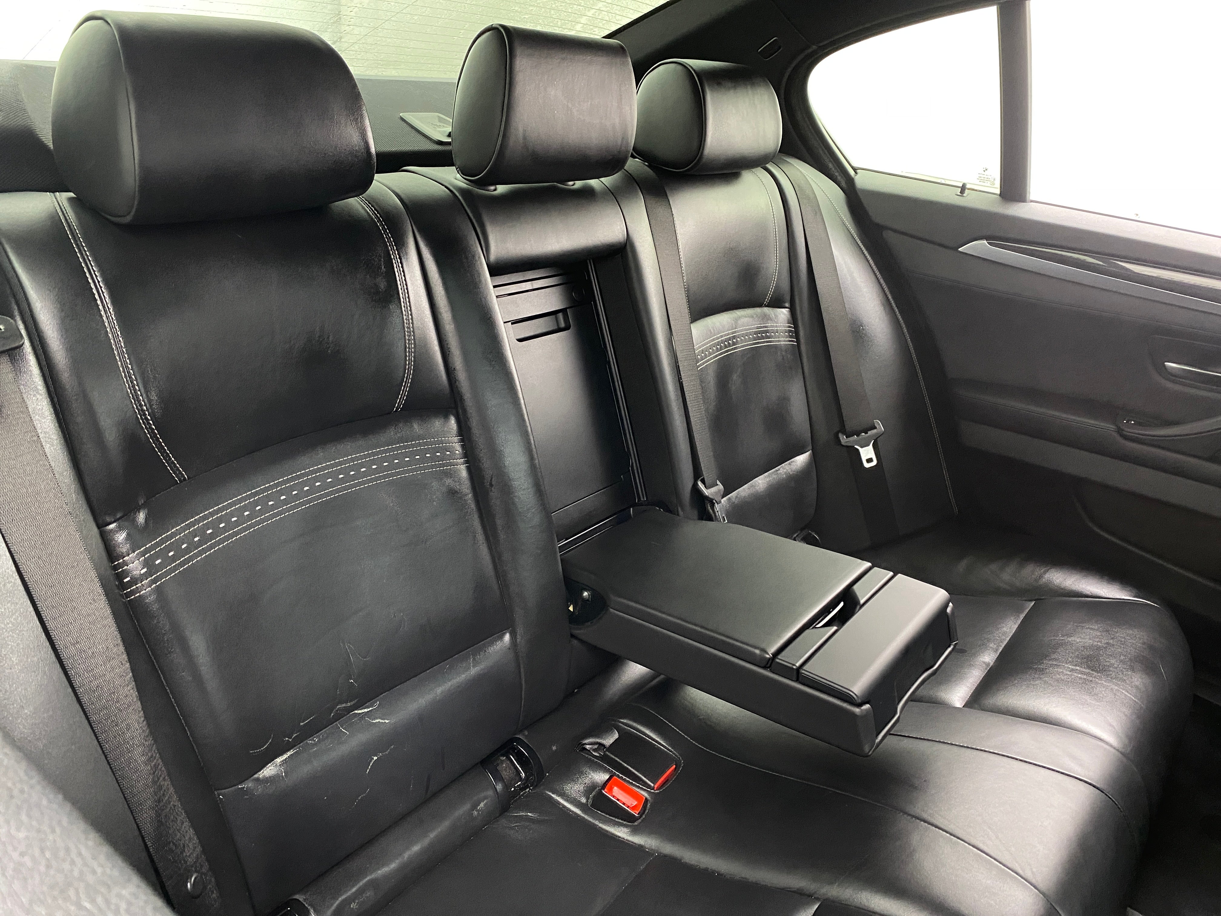 2016 BMW 5 Series 528i 5