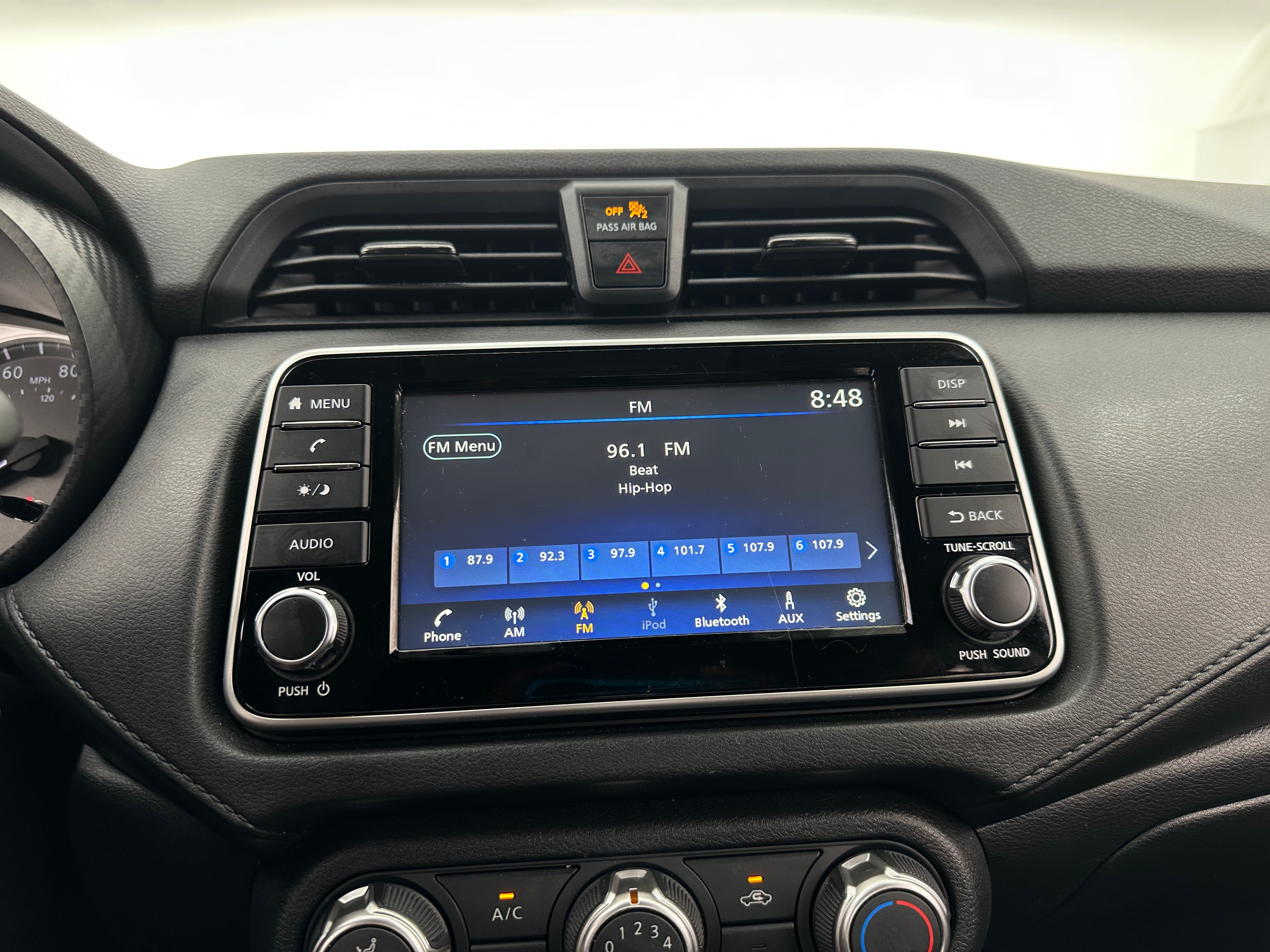 2024 Nissan Versa S 4