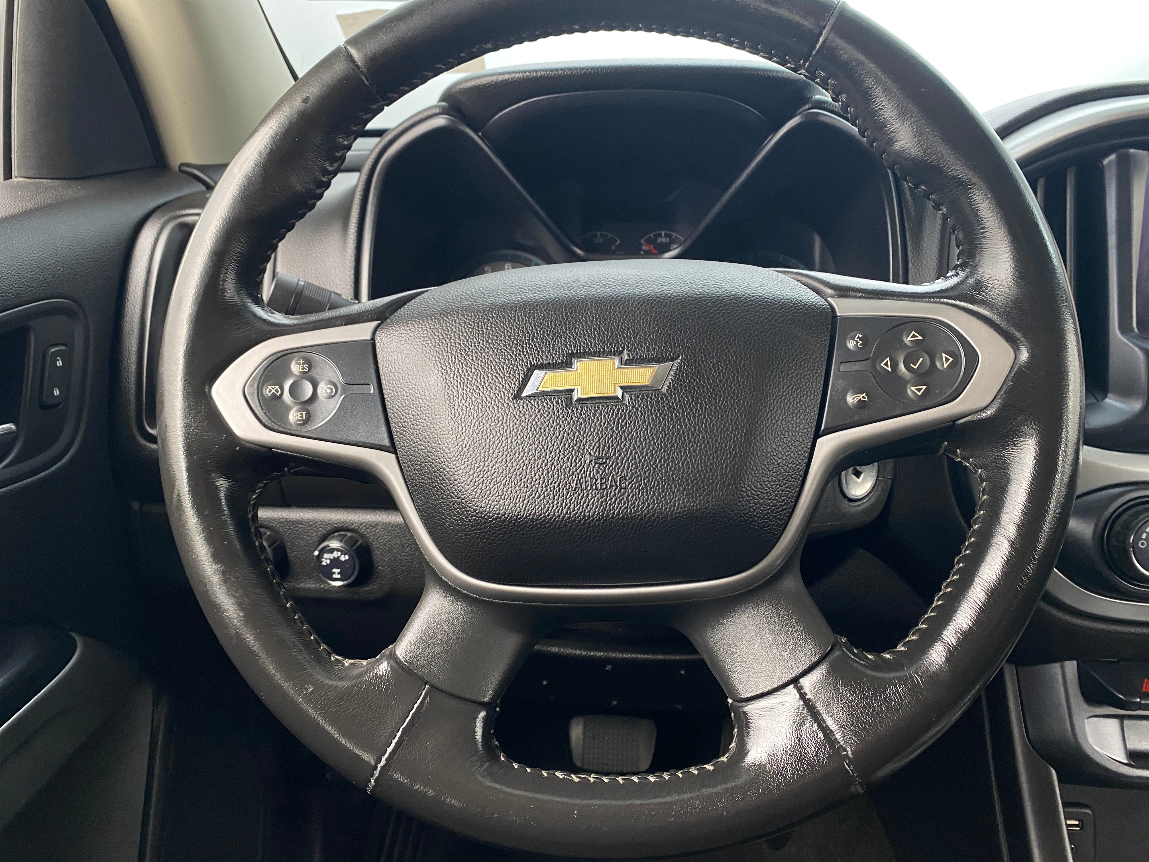 2017 Chevrolet Colorado LT 5