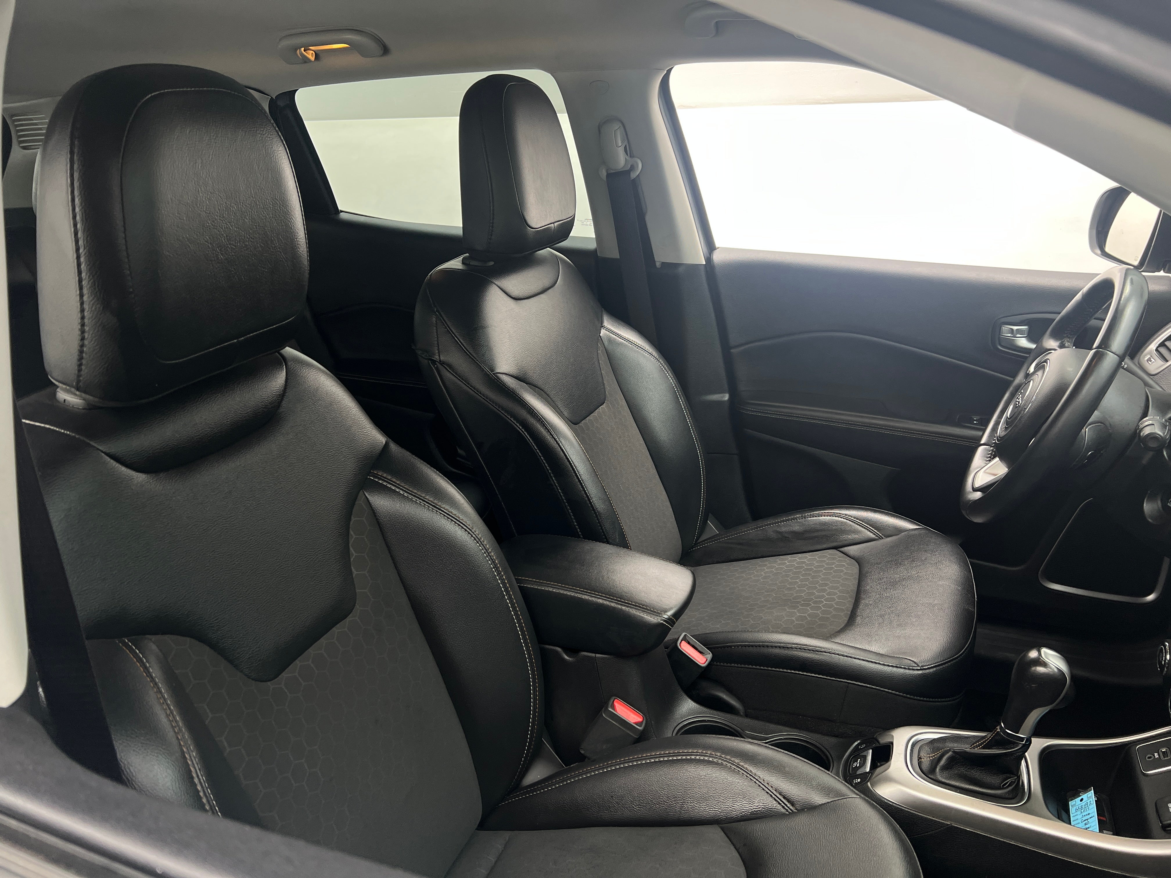 2017 Jeep Compass Latitude 2