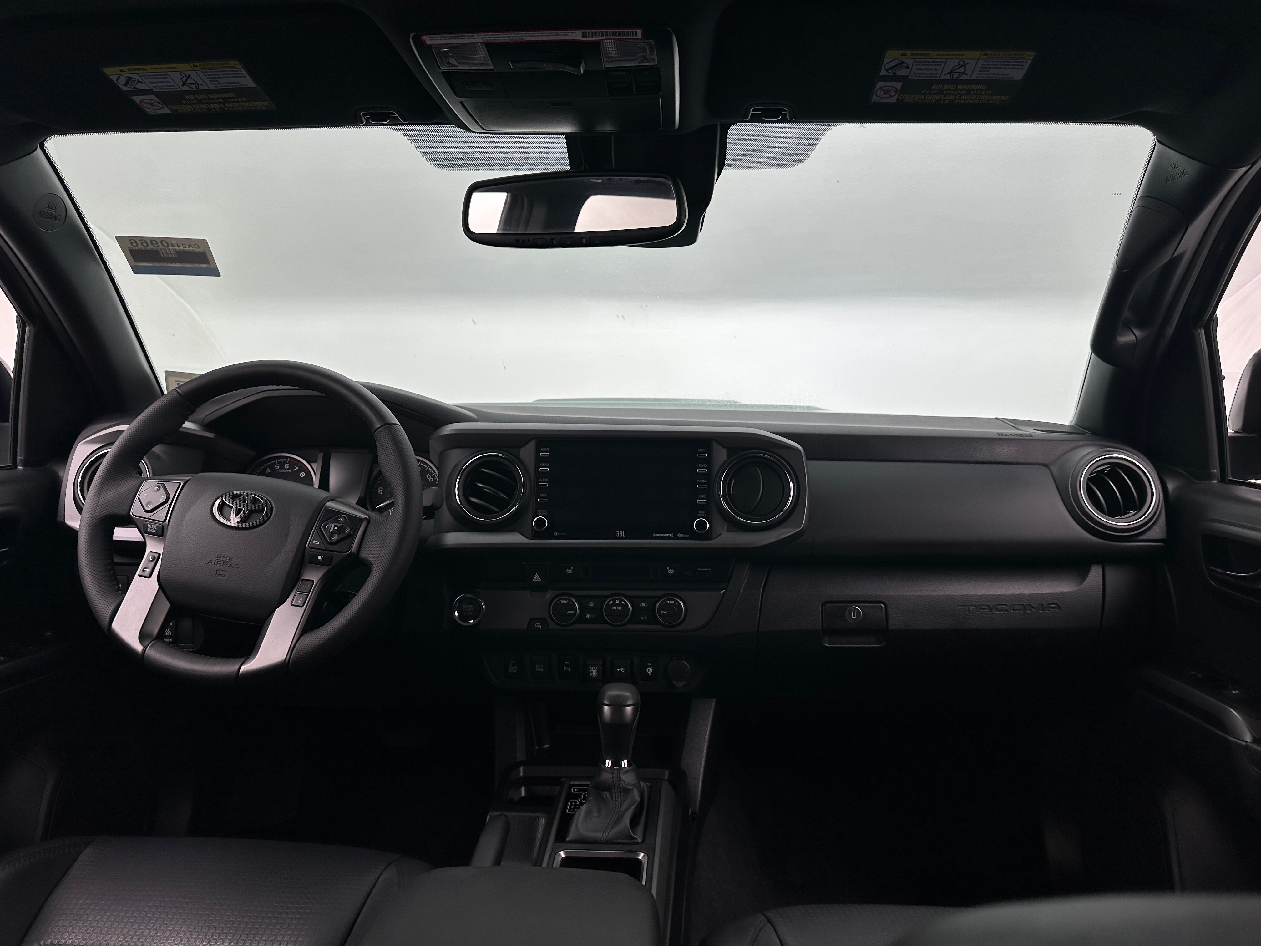 2022 Toyota Tacoma TRD Sport 3