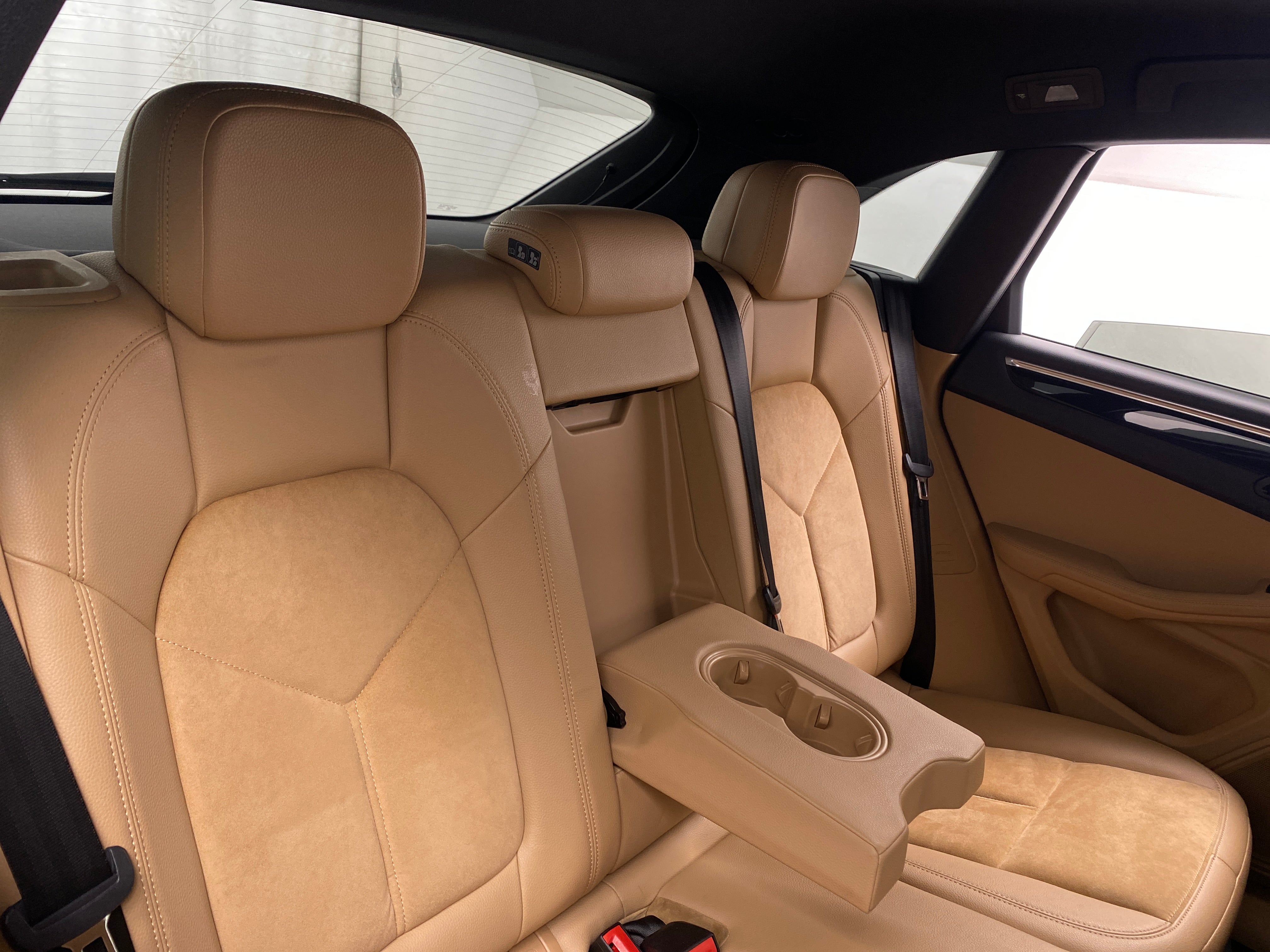2017 Porsche Macan Base 5