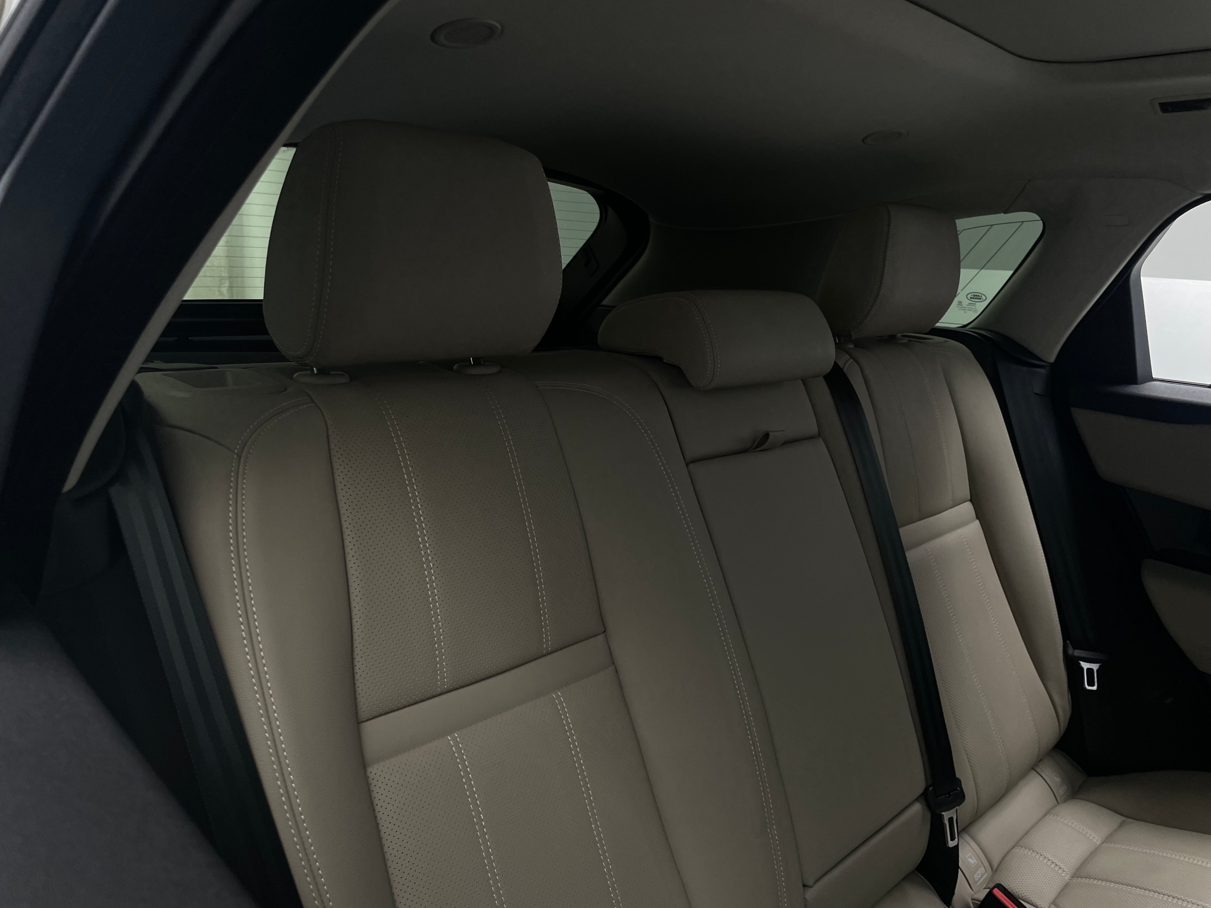 2023 Land Rover Range Rover Velar R-Dynamic S 5