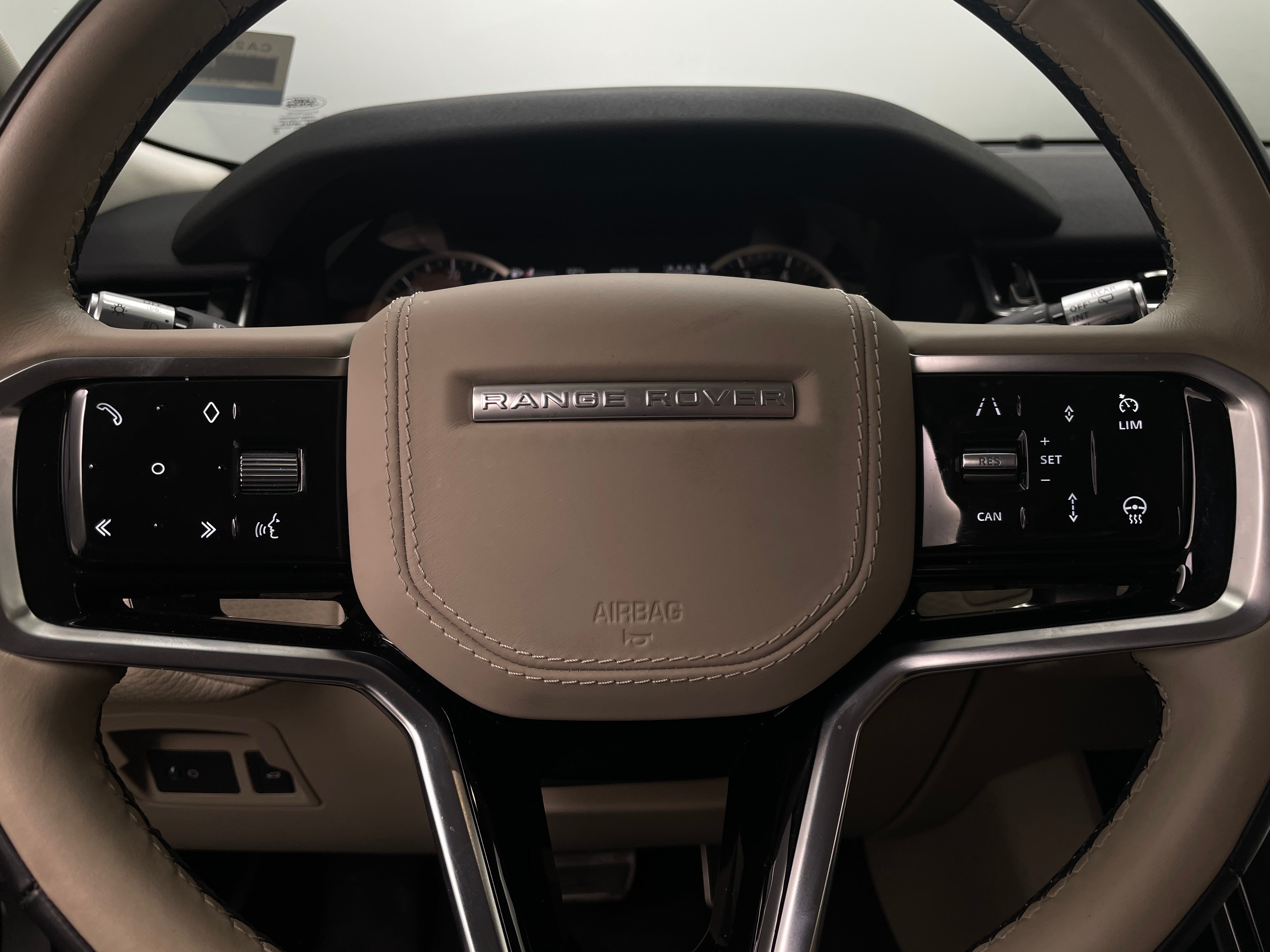 2023 Land Rover Range Rover Velar R-Dynamic S 4