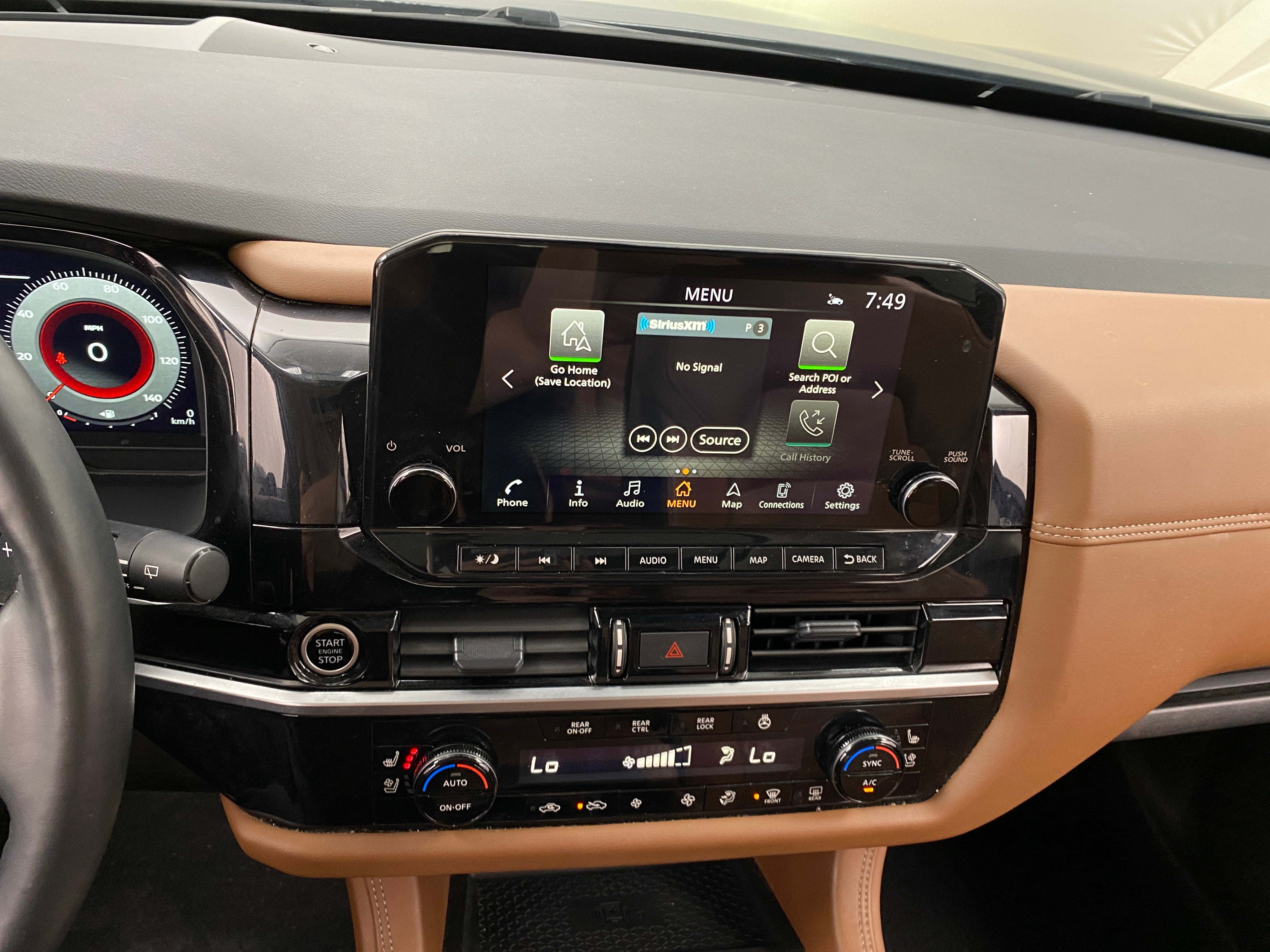 2024 Nissan Pathfinder Platinum 3