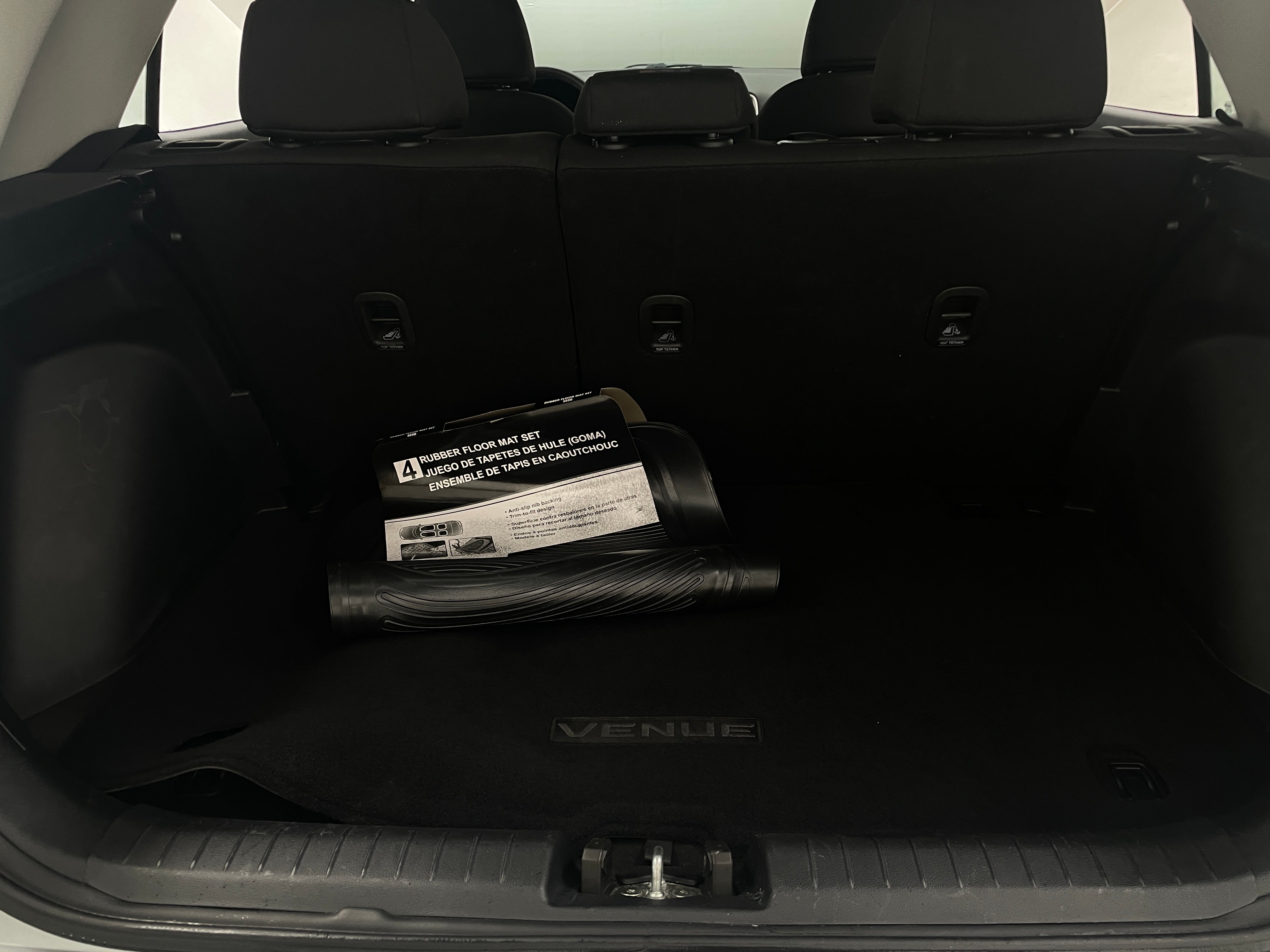 2022 Hyundai Venue SE 7