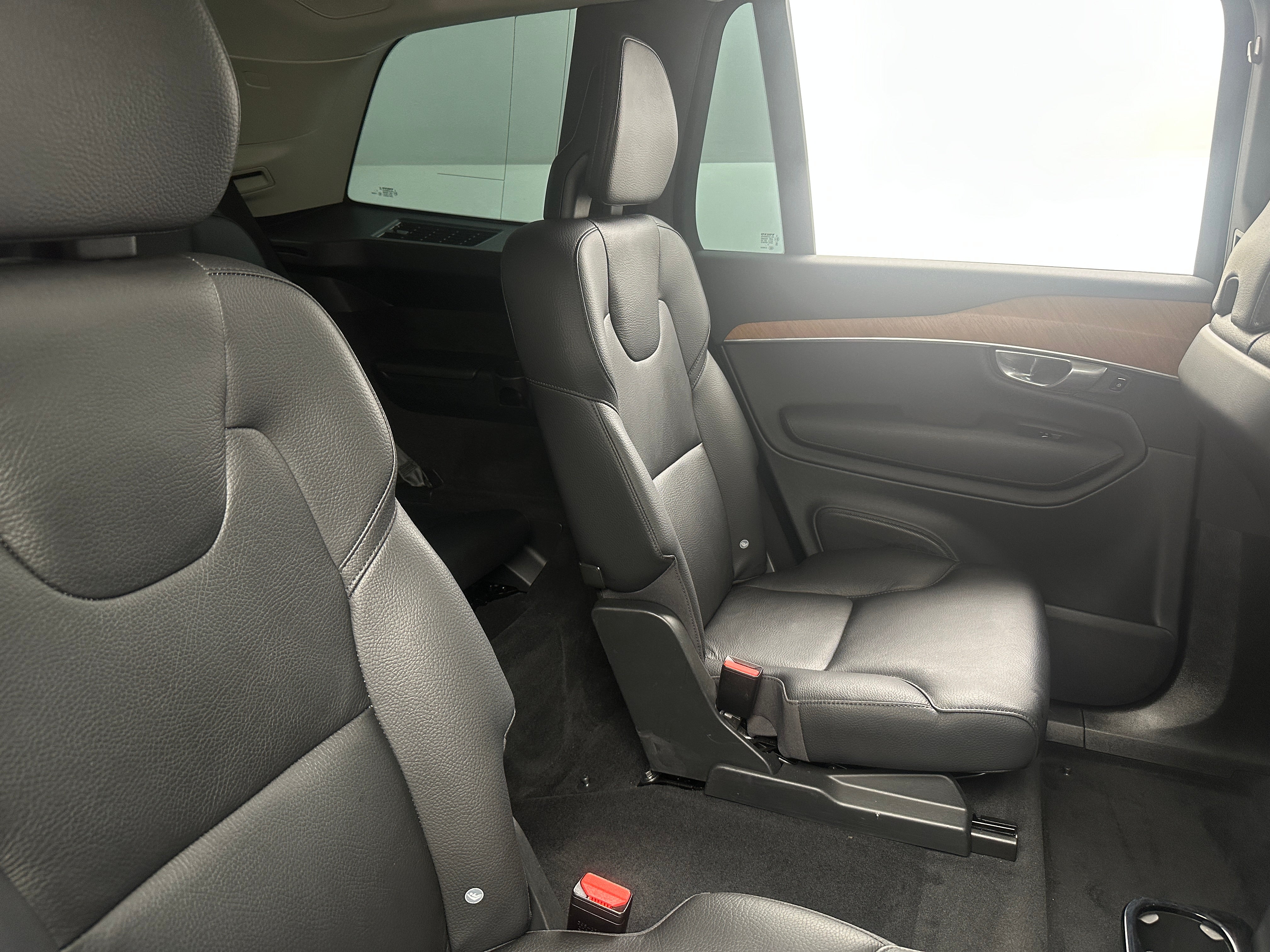 2022 Volvo XC90  5
