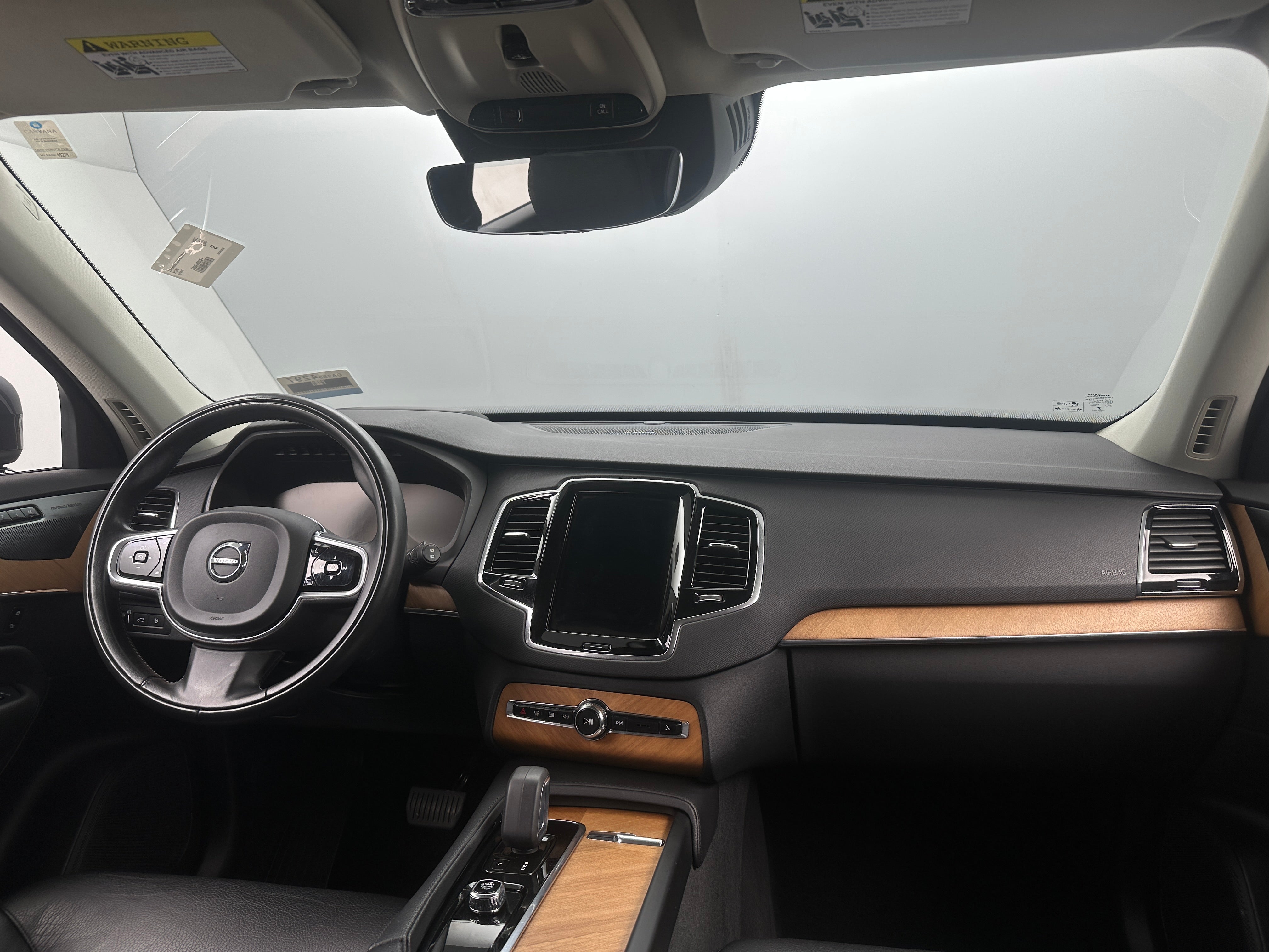 2022 Volvo XC90  2