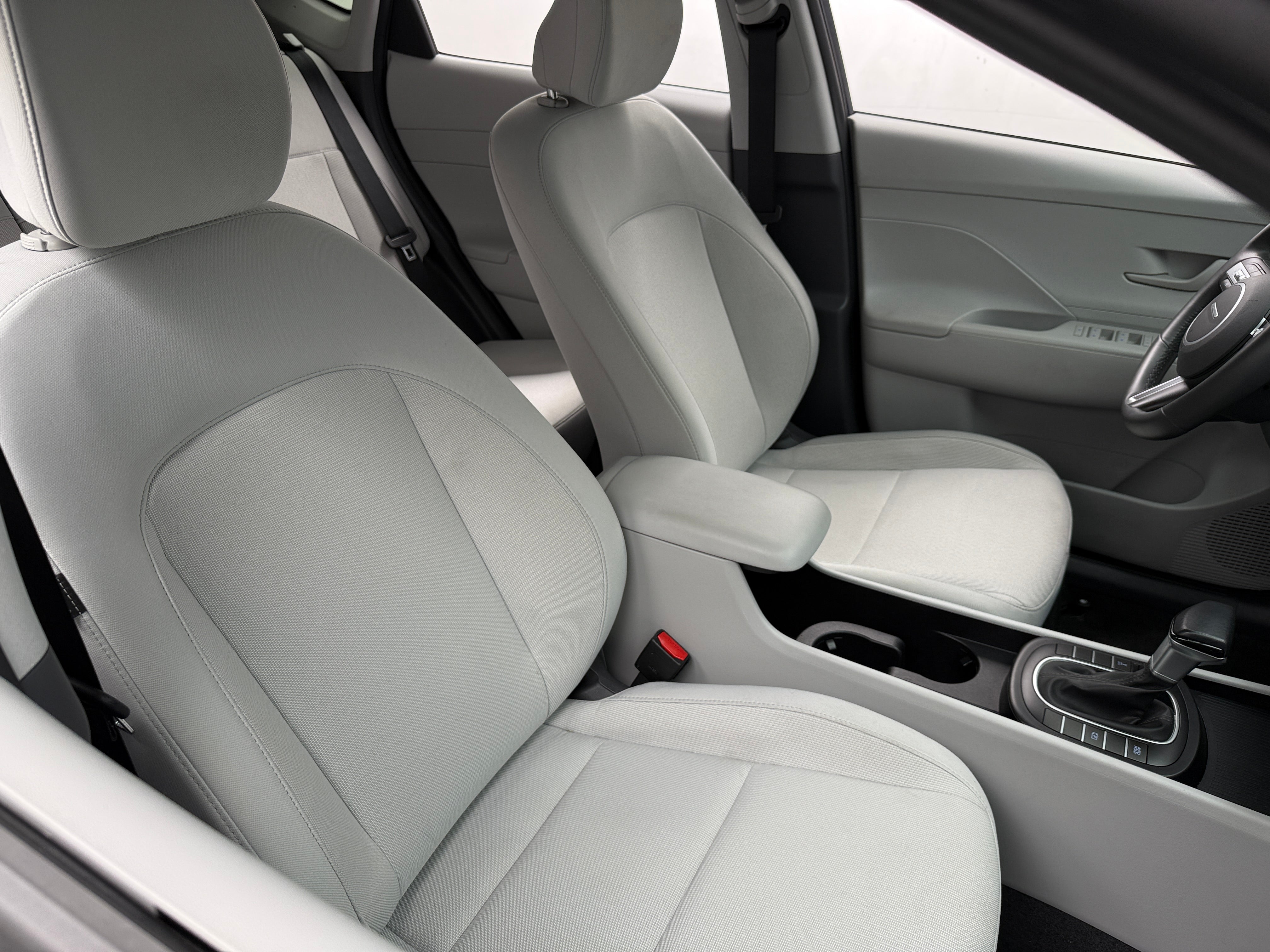 2024 Hyundai Kona SEL 2