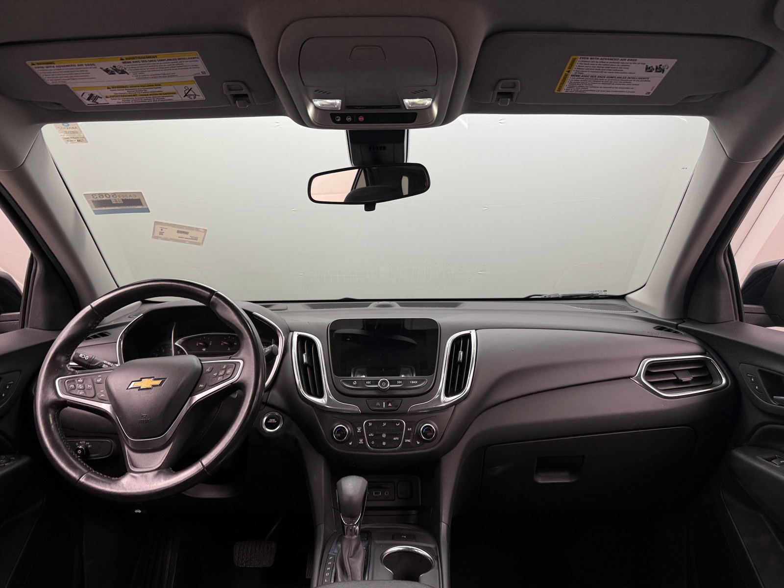 Thumbnail: 2022 Chevrolet Equinox - 3