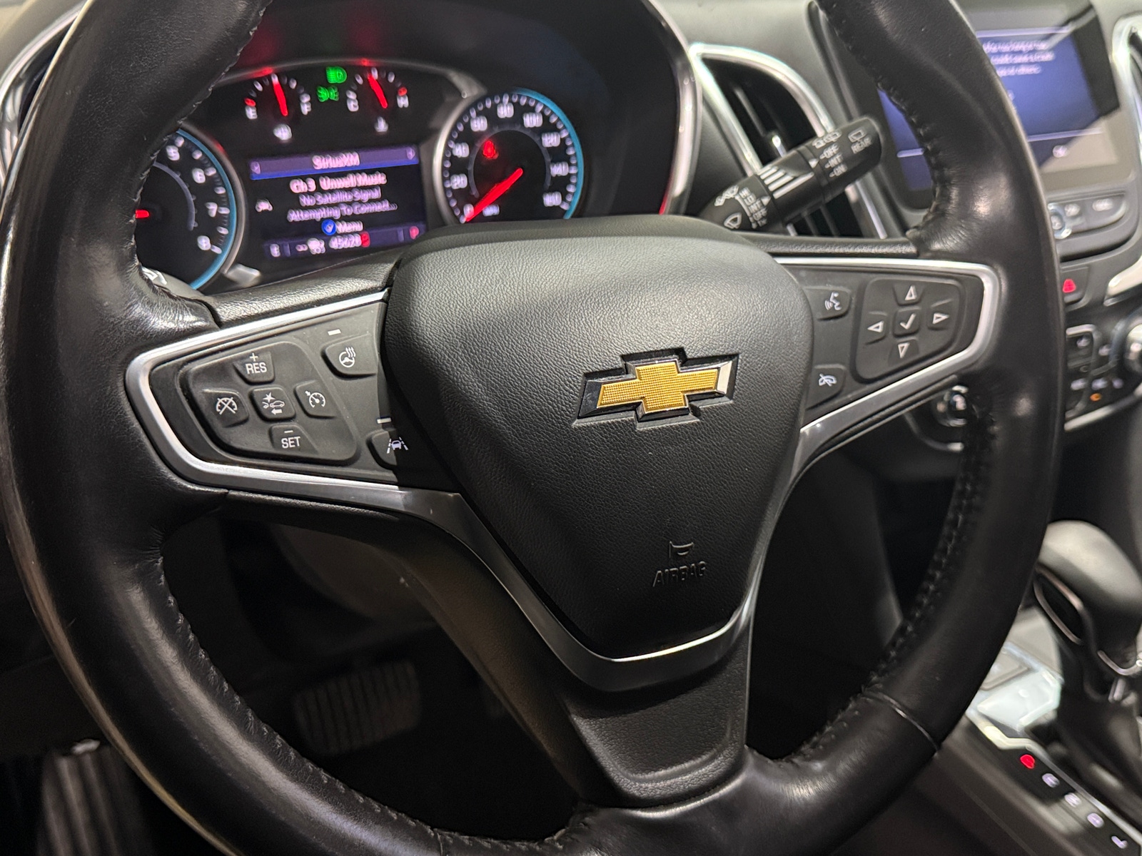 Thumbnail: 2022 Chevrolet Equinox - 5