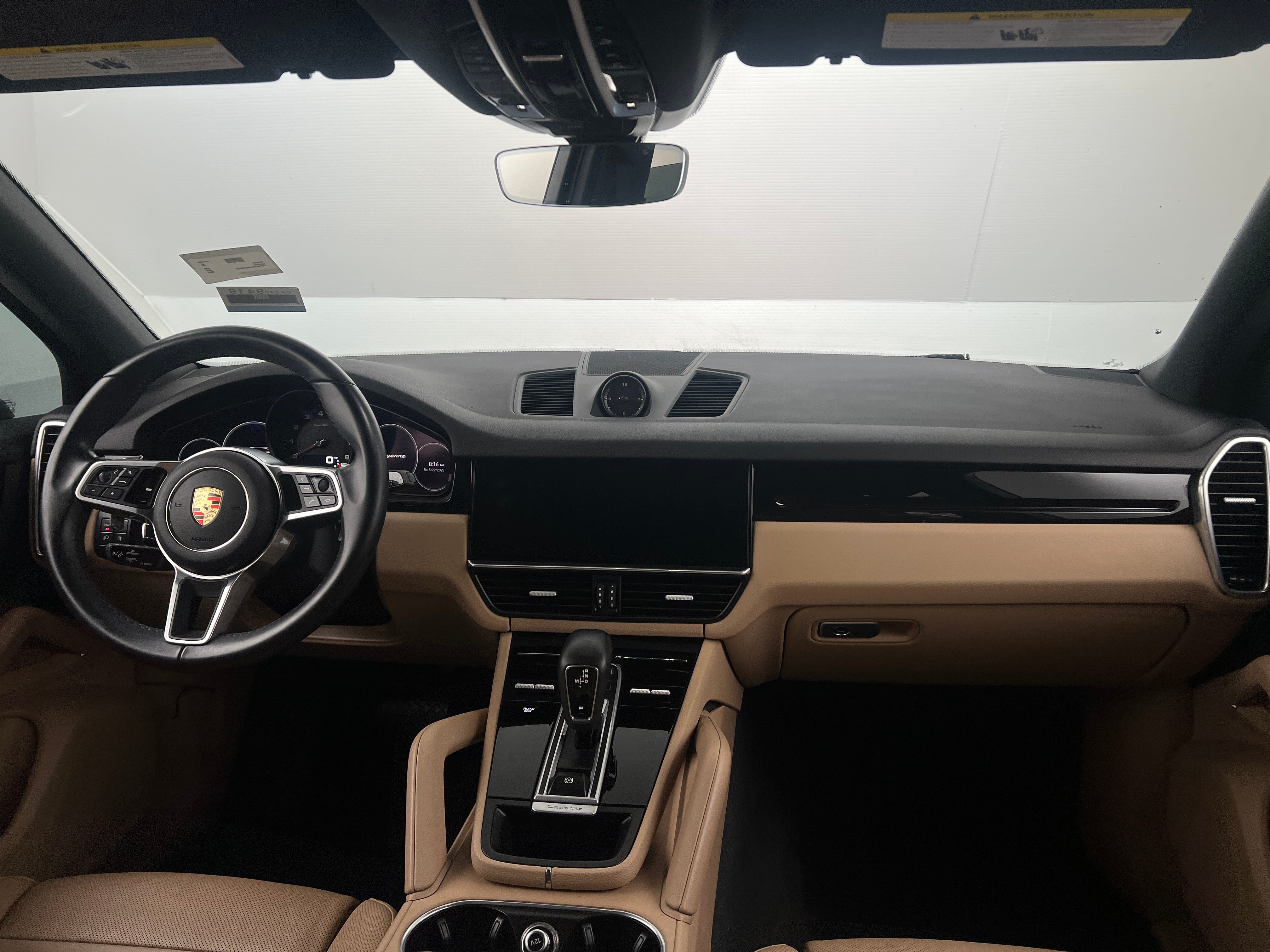 2023 Porsche Cayenne Platinum Edition 2