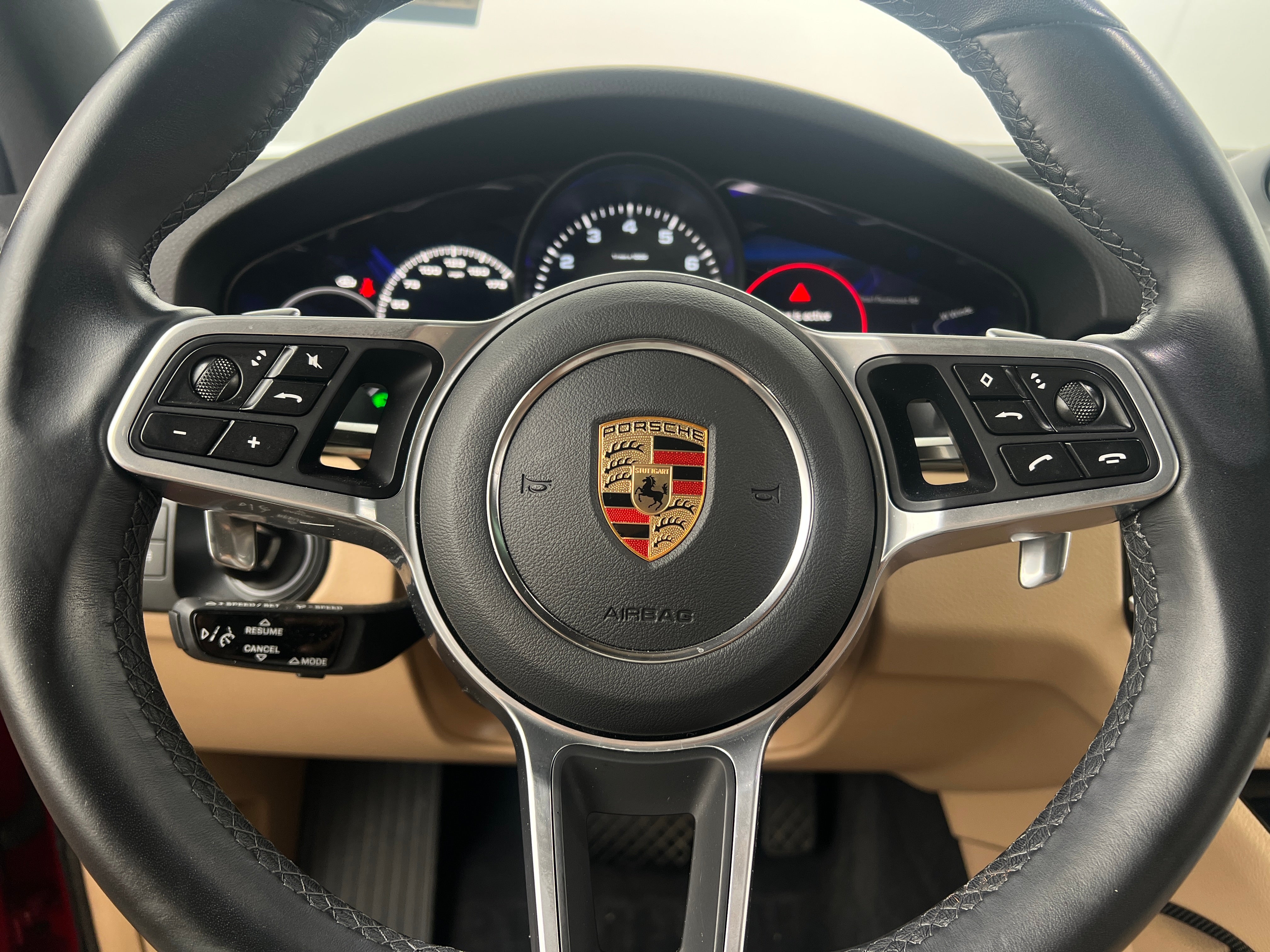 2023 Porsche Cayenne Platinum Edition 4