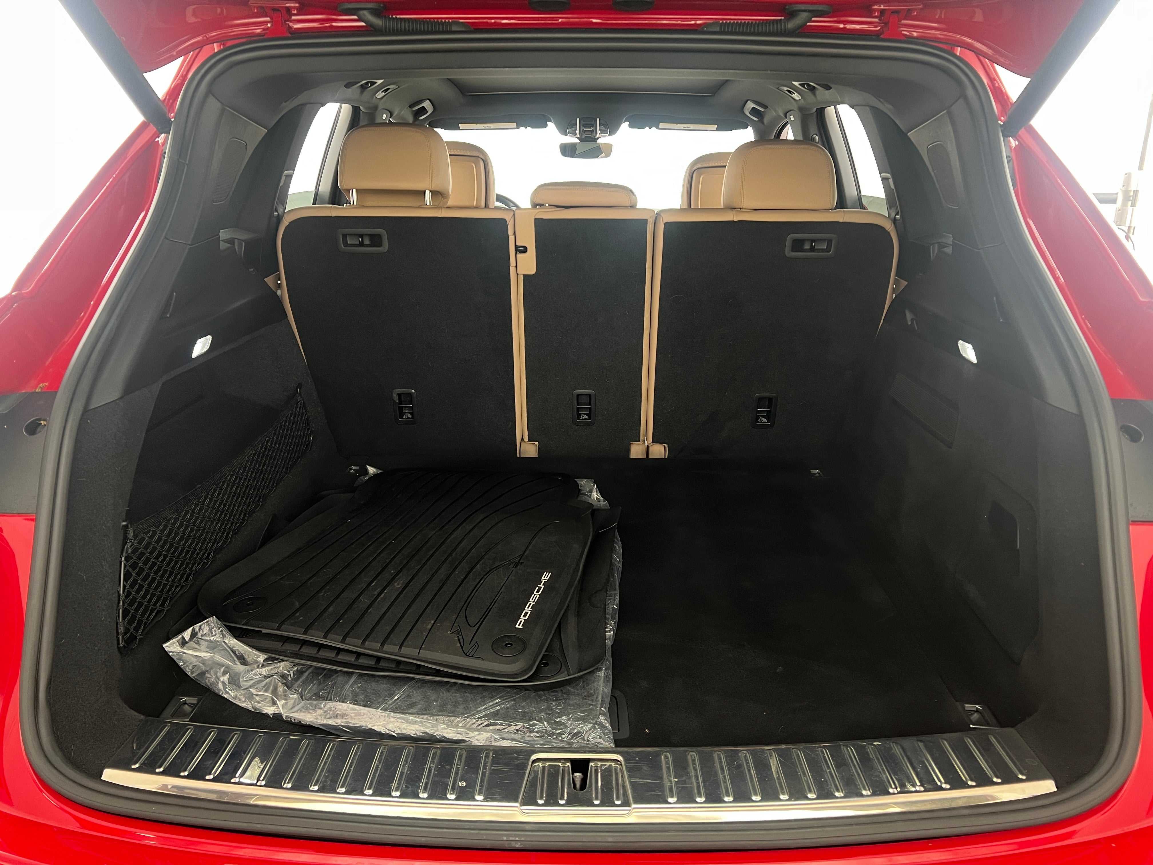 2023 Porsche Cayenne Platinum Edition 6