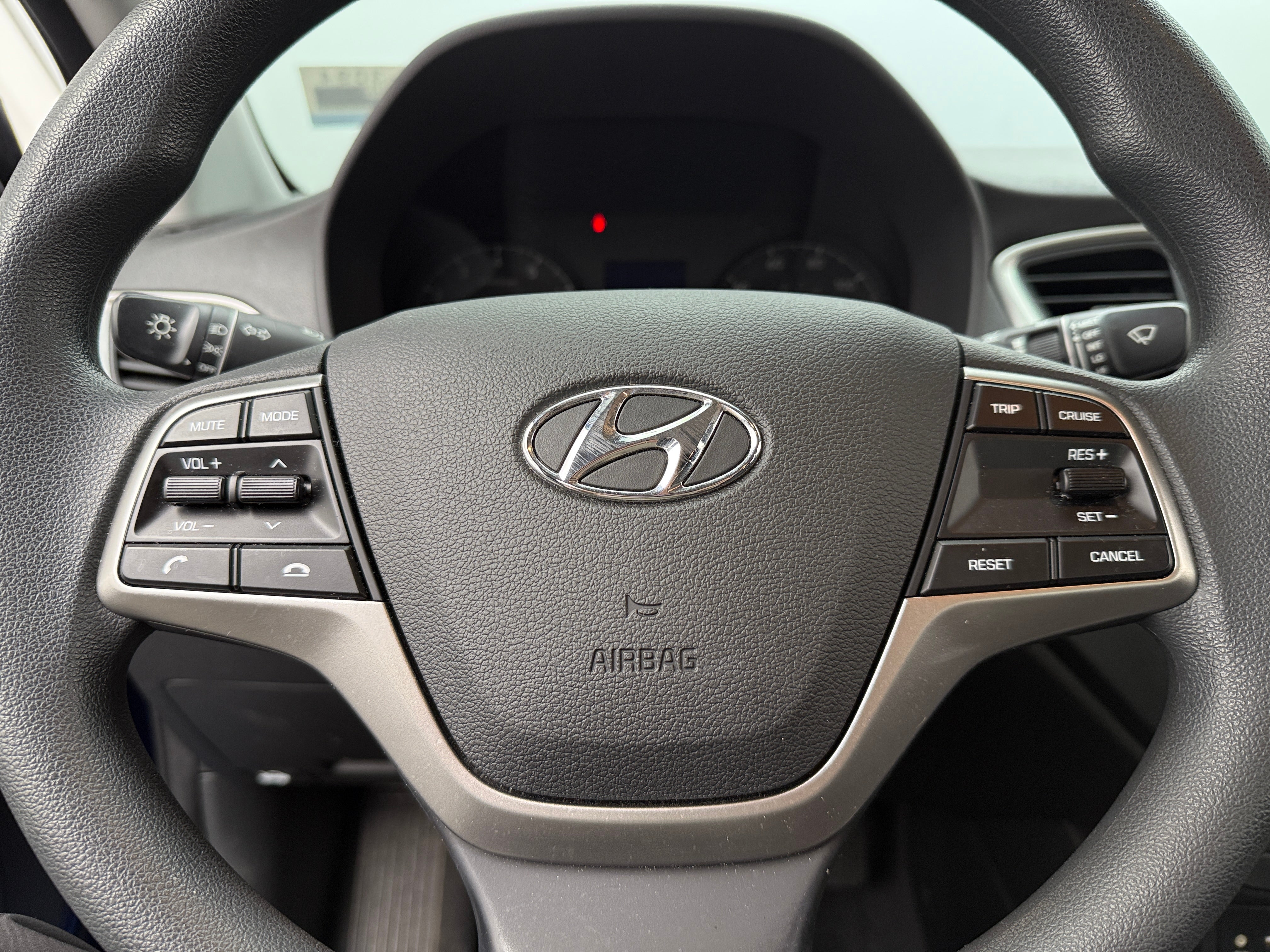 2022 Hyundai Accent SE 5