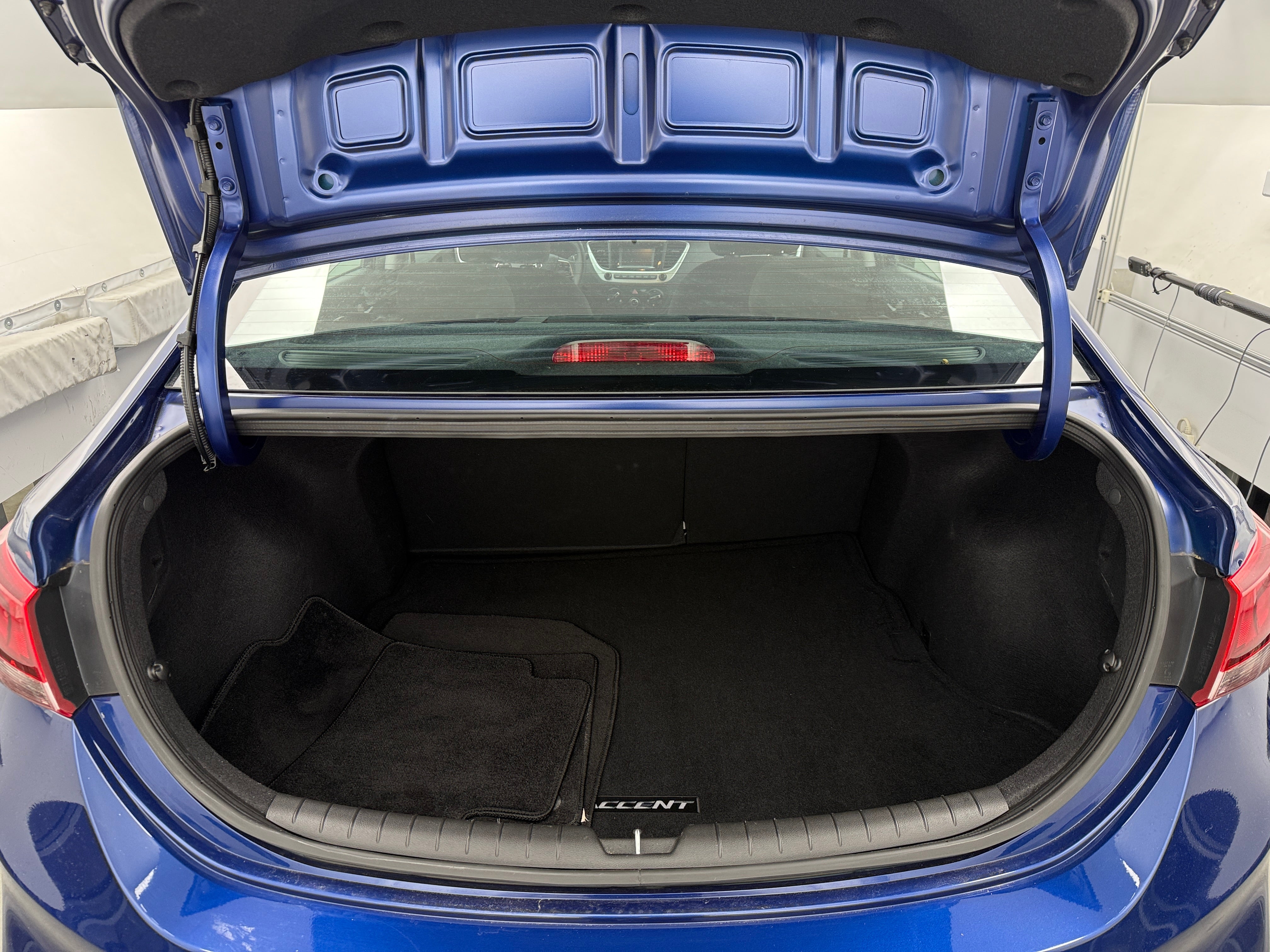 2022 Hyundai Accent SE 7