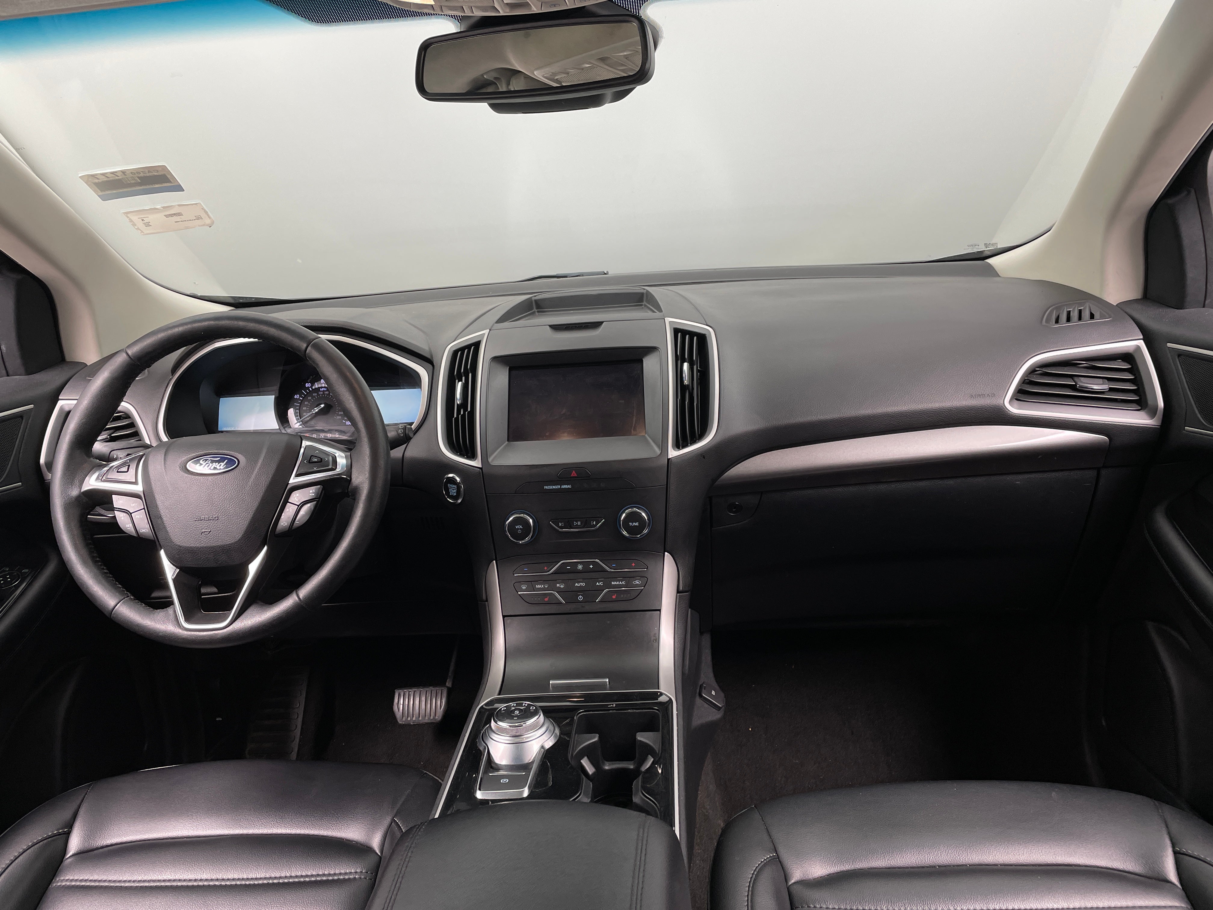 2020 Ford Edge SEL 2