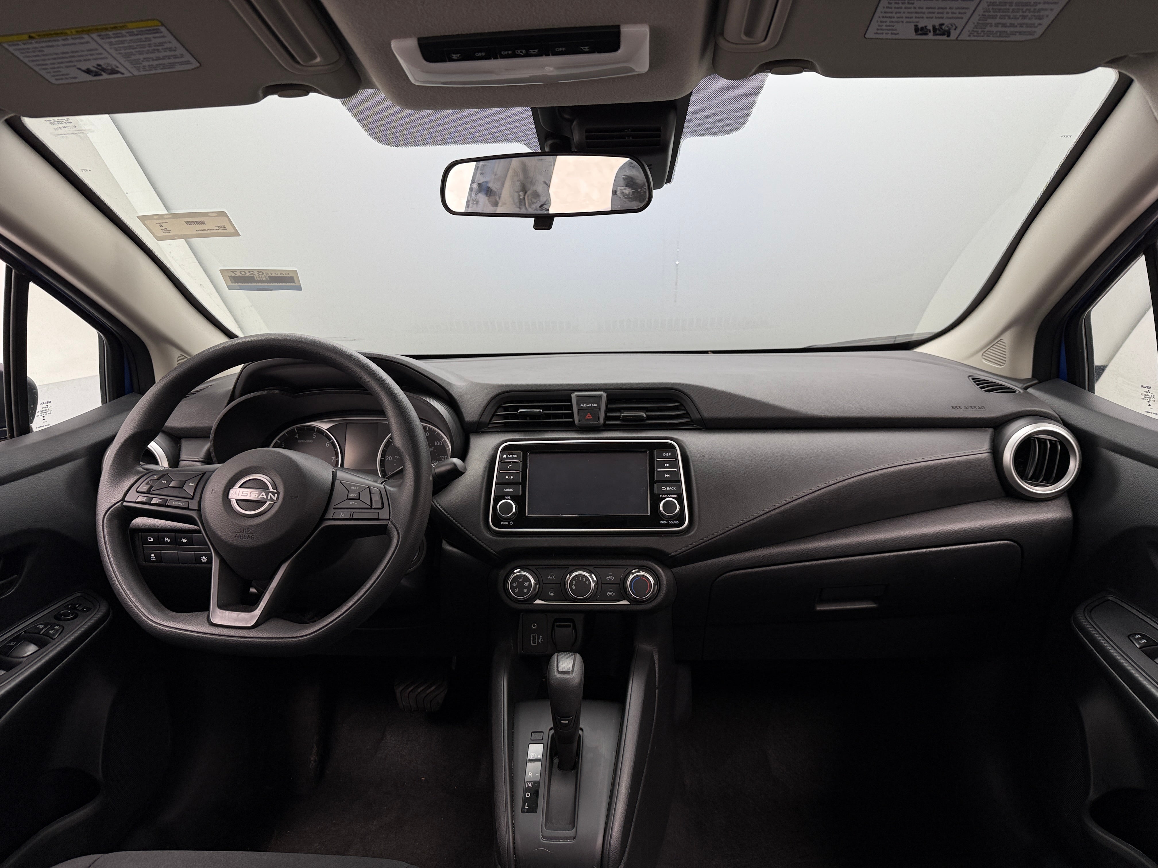 2023 Nissan Versa S 3