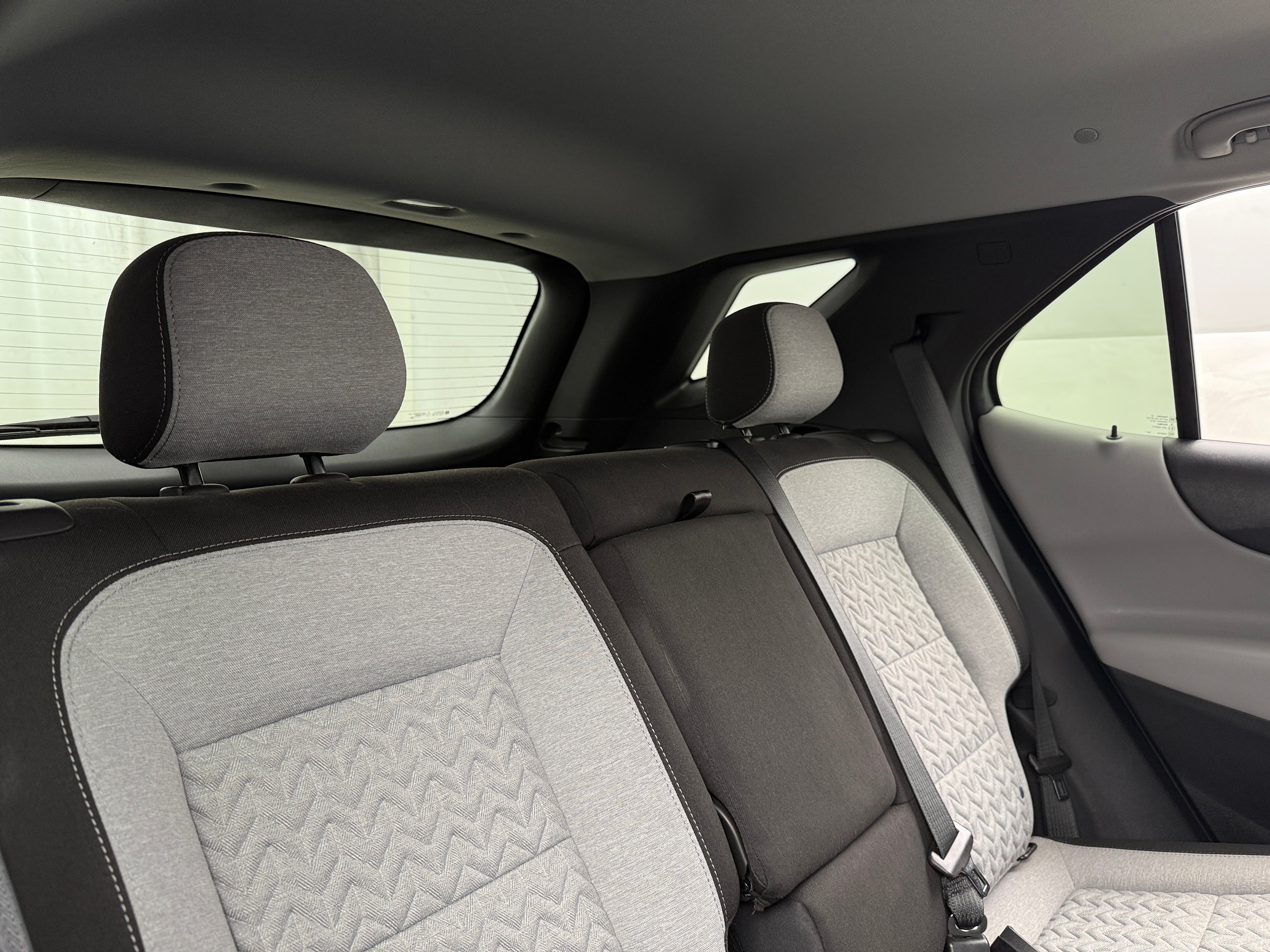 2023 Chevrolet Equinox LS 6