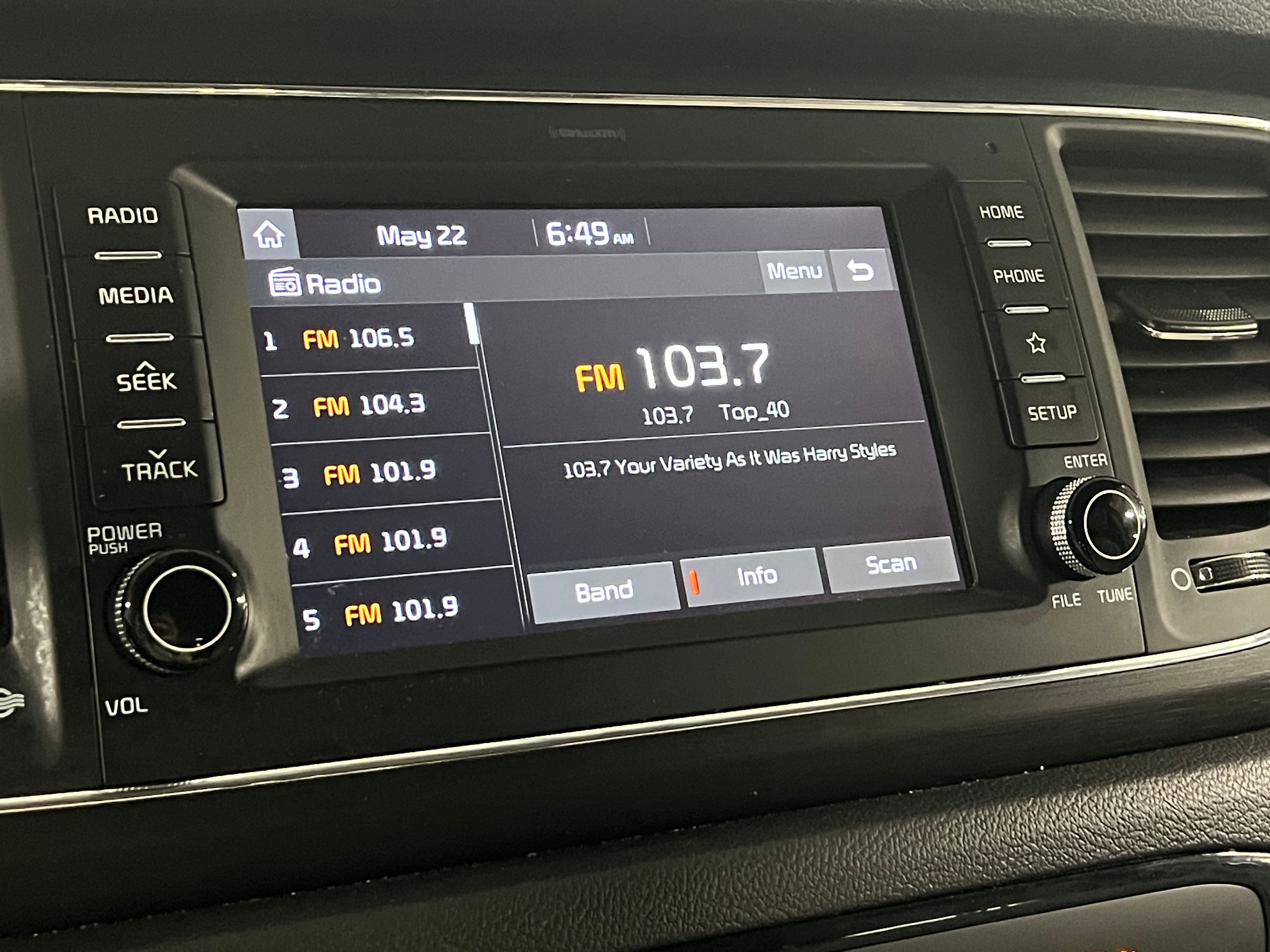 2019 Kia Sedona EX 3