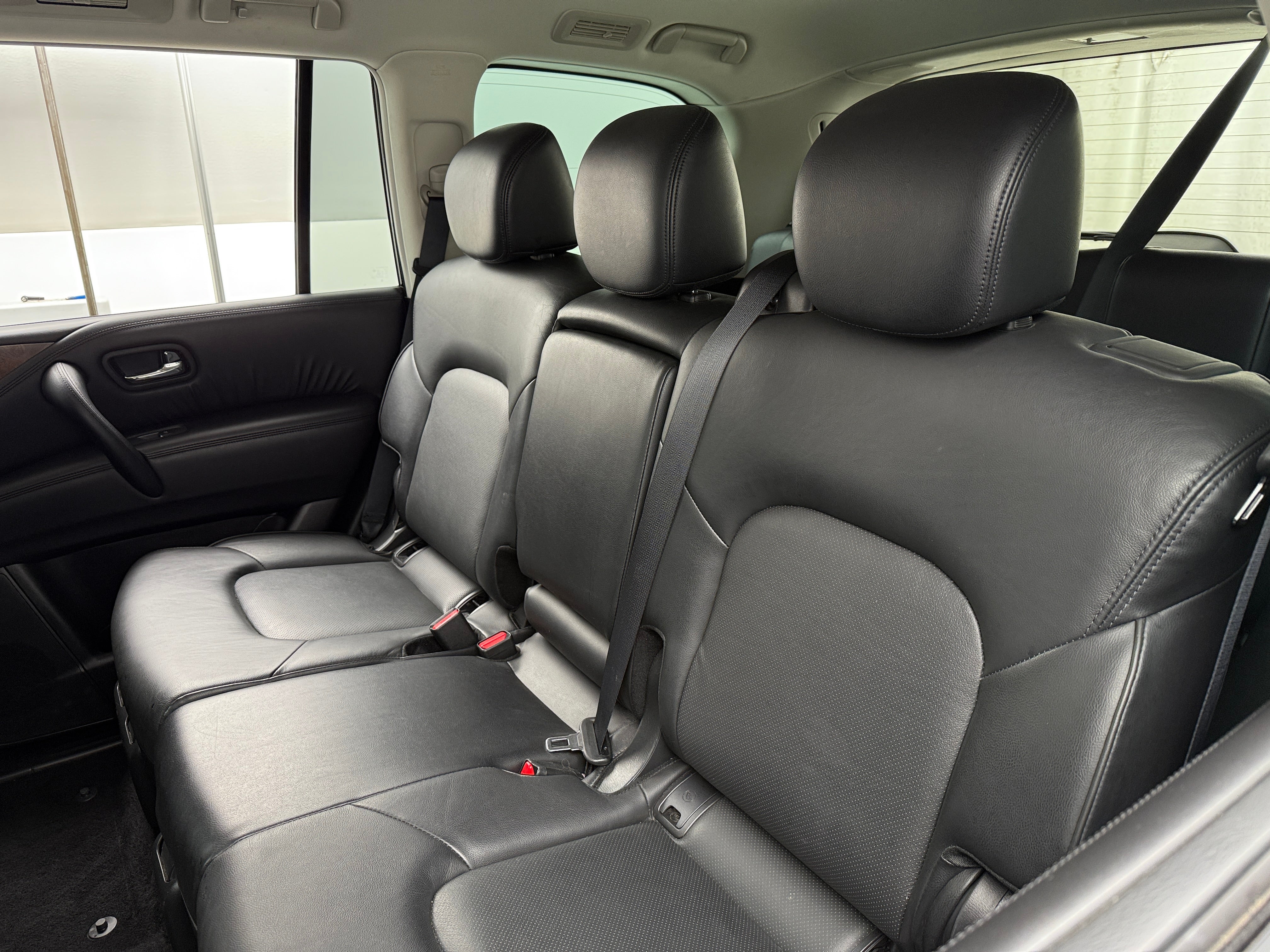 2023 Nissan Armada SL 5