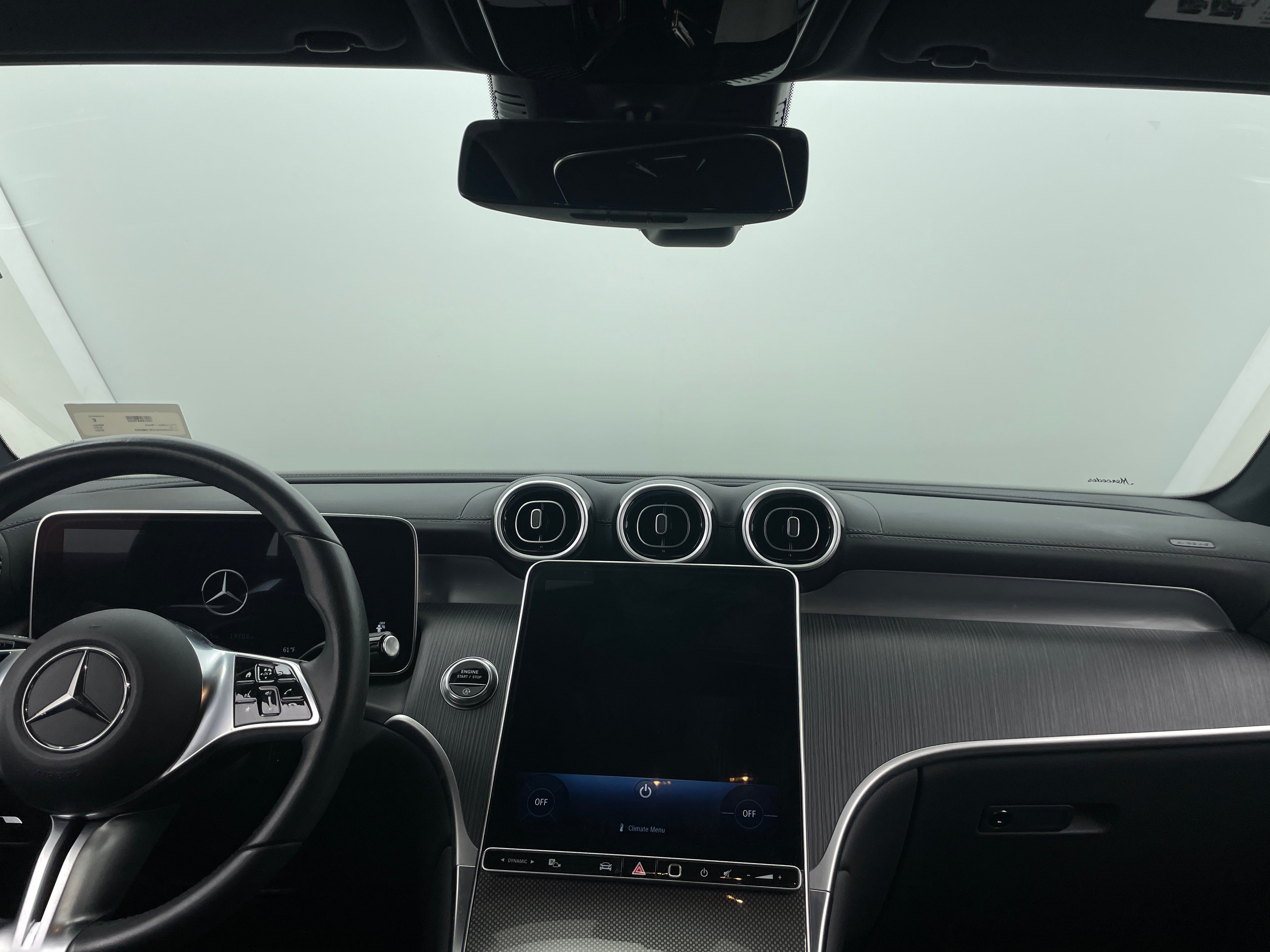 2024 Mercedes-Benz GLC 300 2