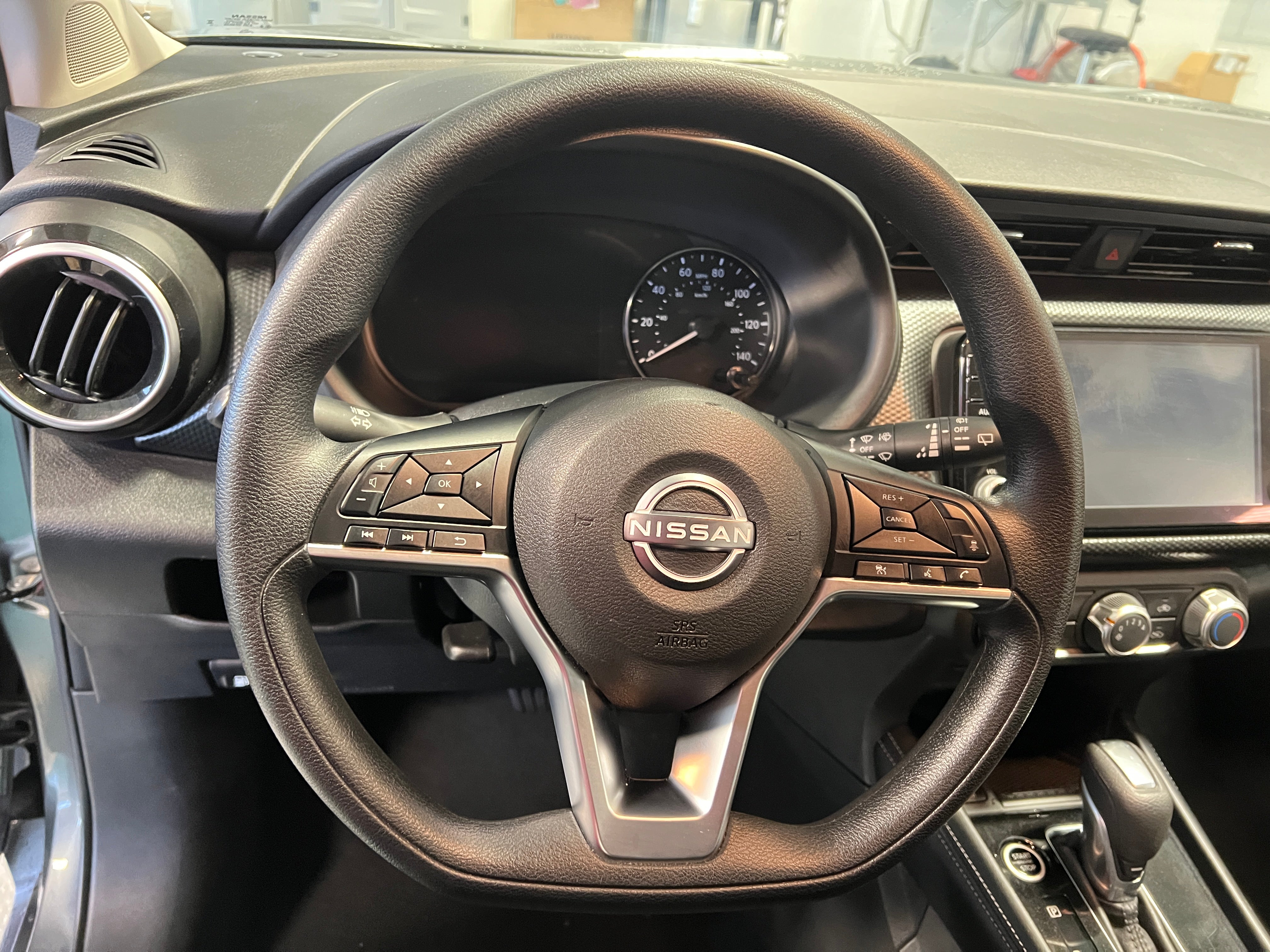 2024 Nissan Kicks SV 5