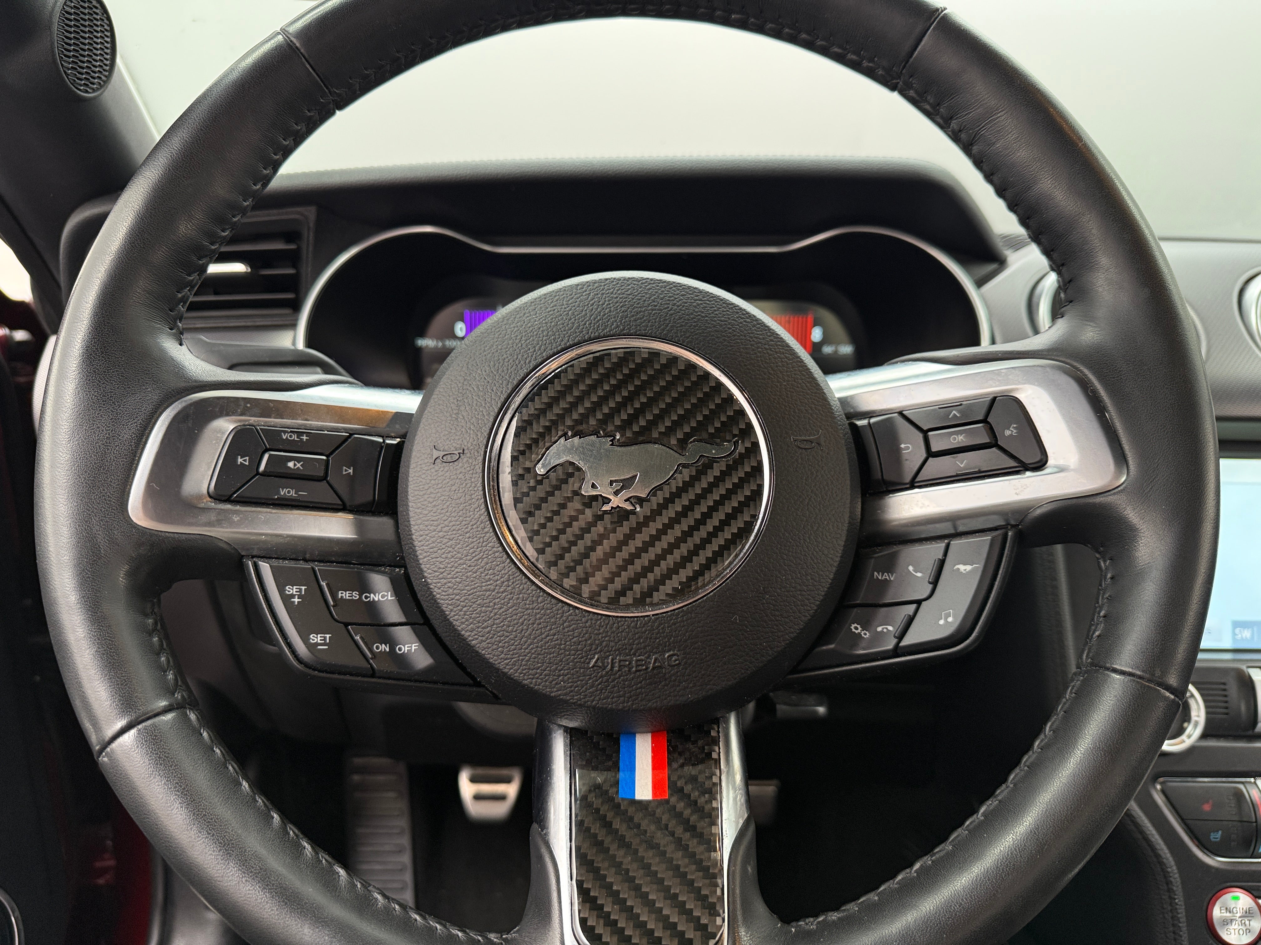 2019 Ford Mustang  3