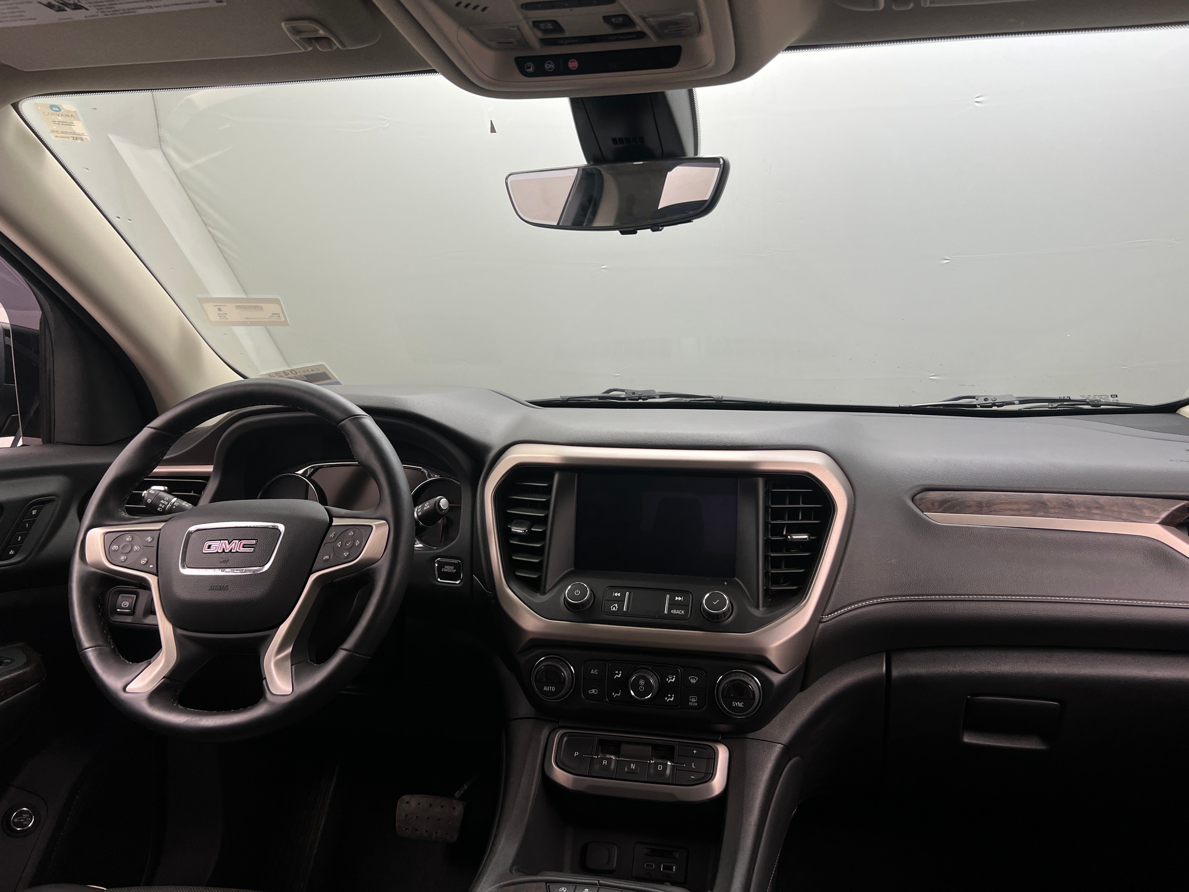 2023 GMC Acadia Denali 2