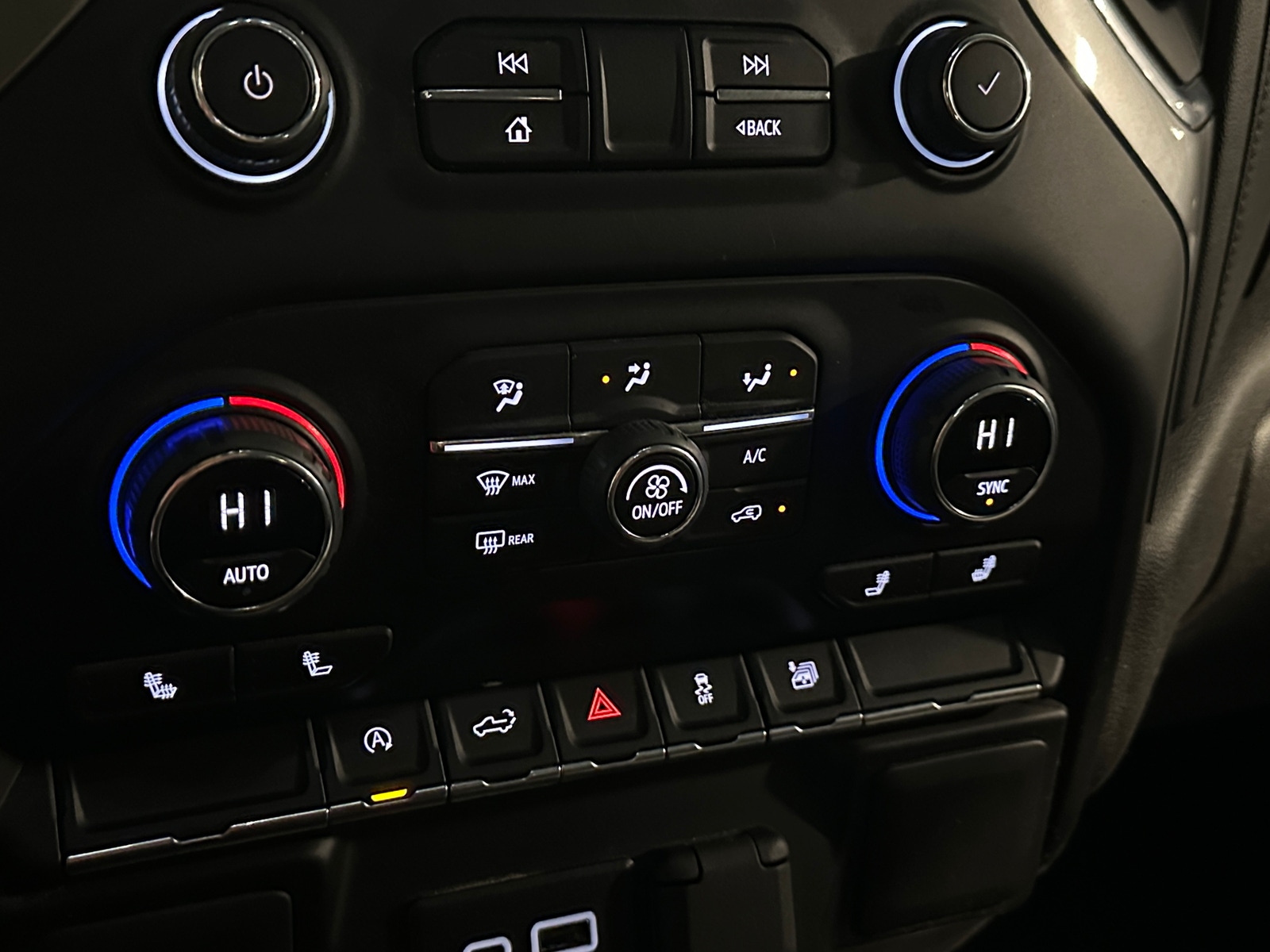 Thumbnail: 2022 Chevrolet Silverado 1500 - 4