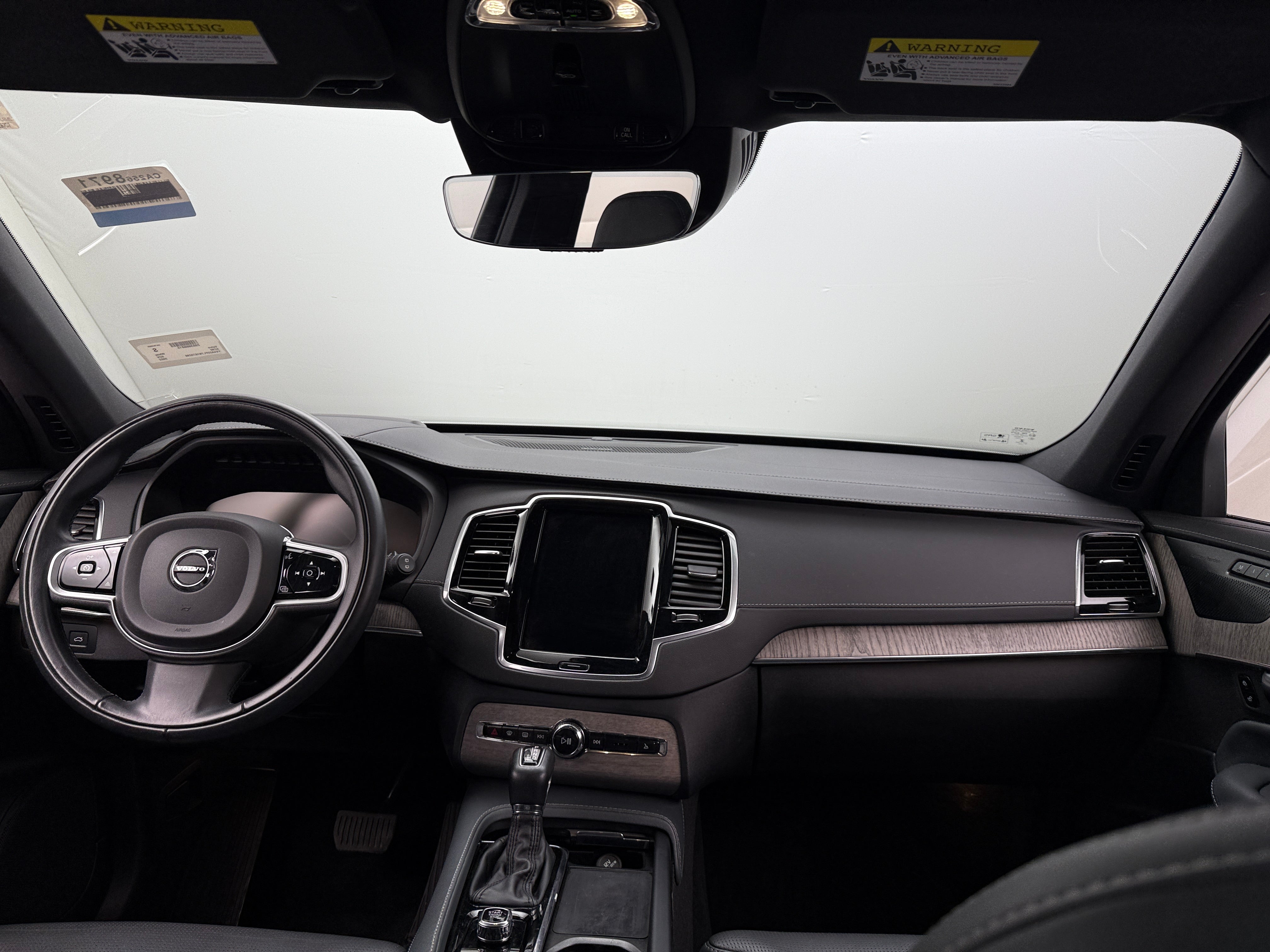 2022 Volvo XC90 T6 Inscription 2