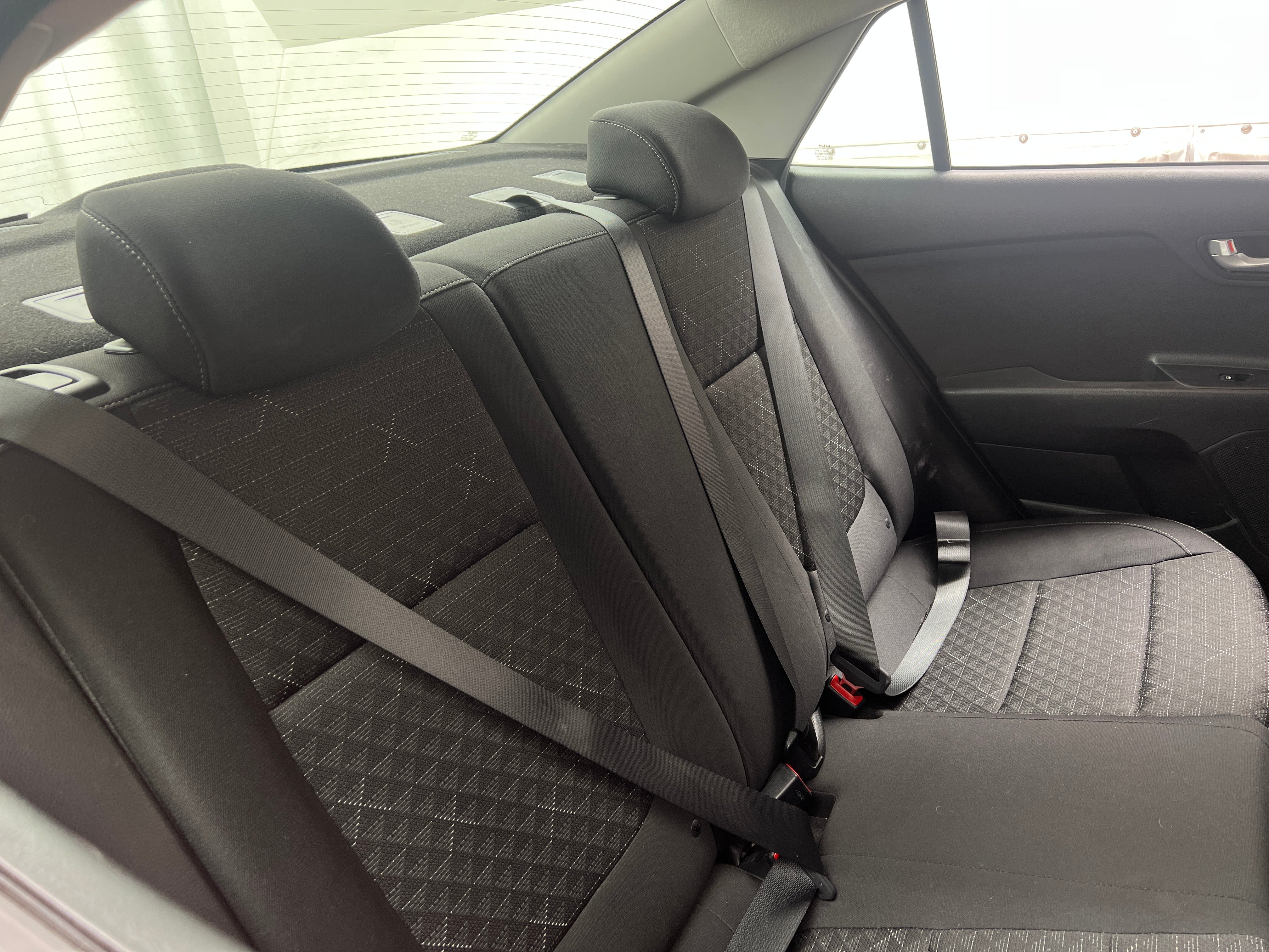 2022 Kia Rio S 6