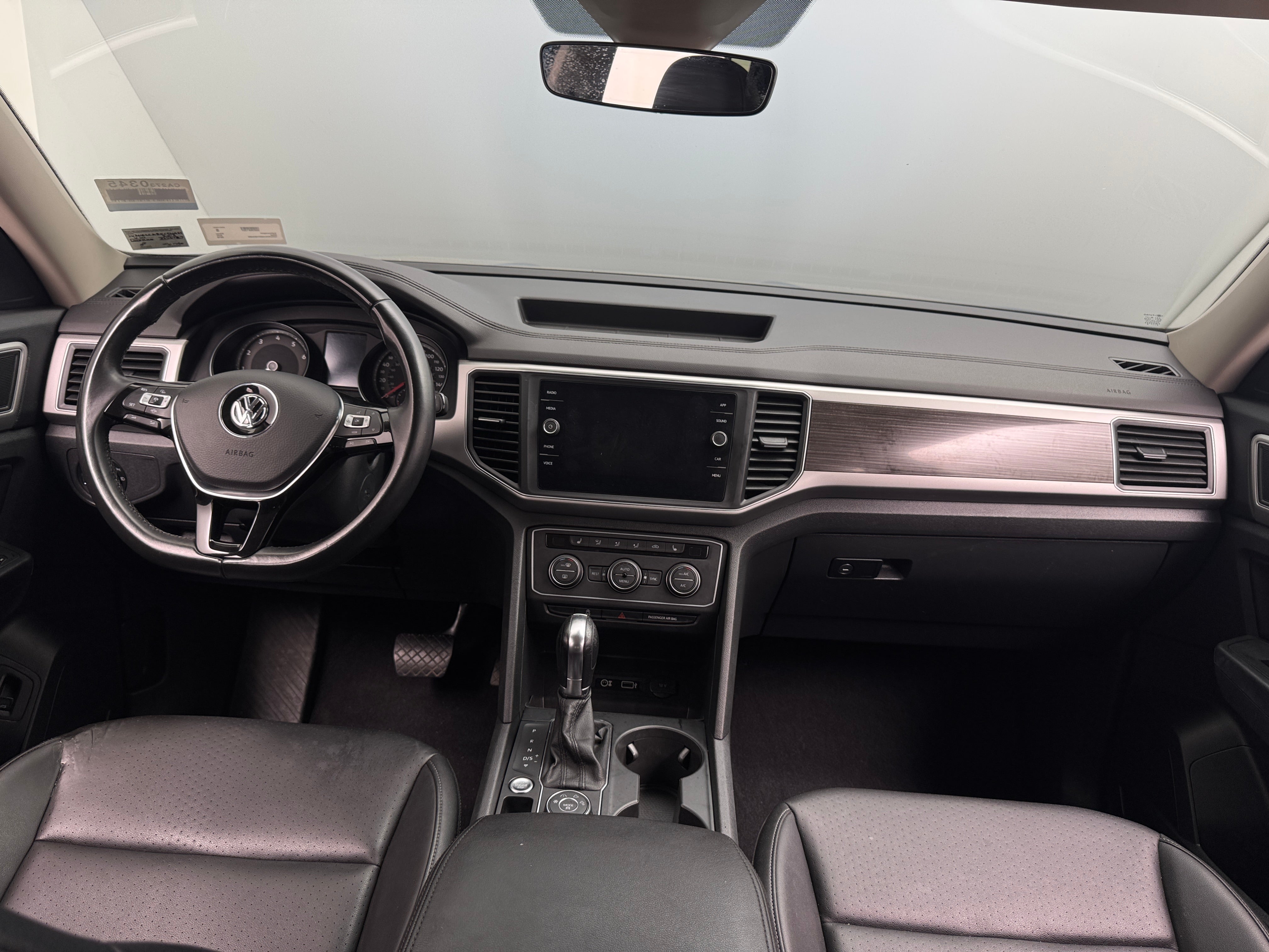 2019 Volkswagen Atlas SE 2