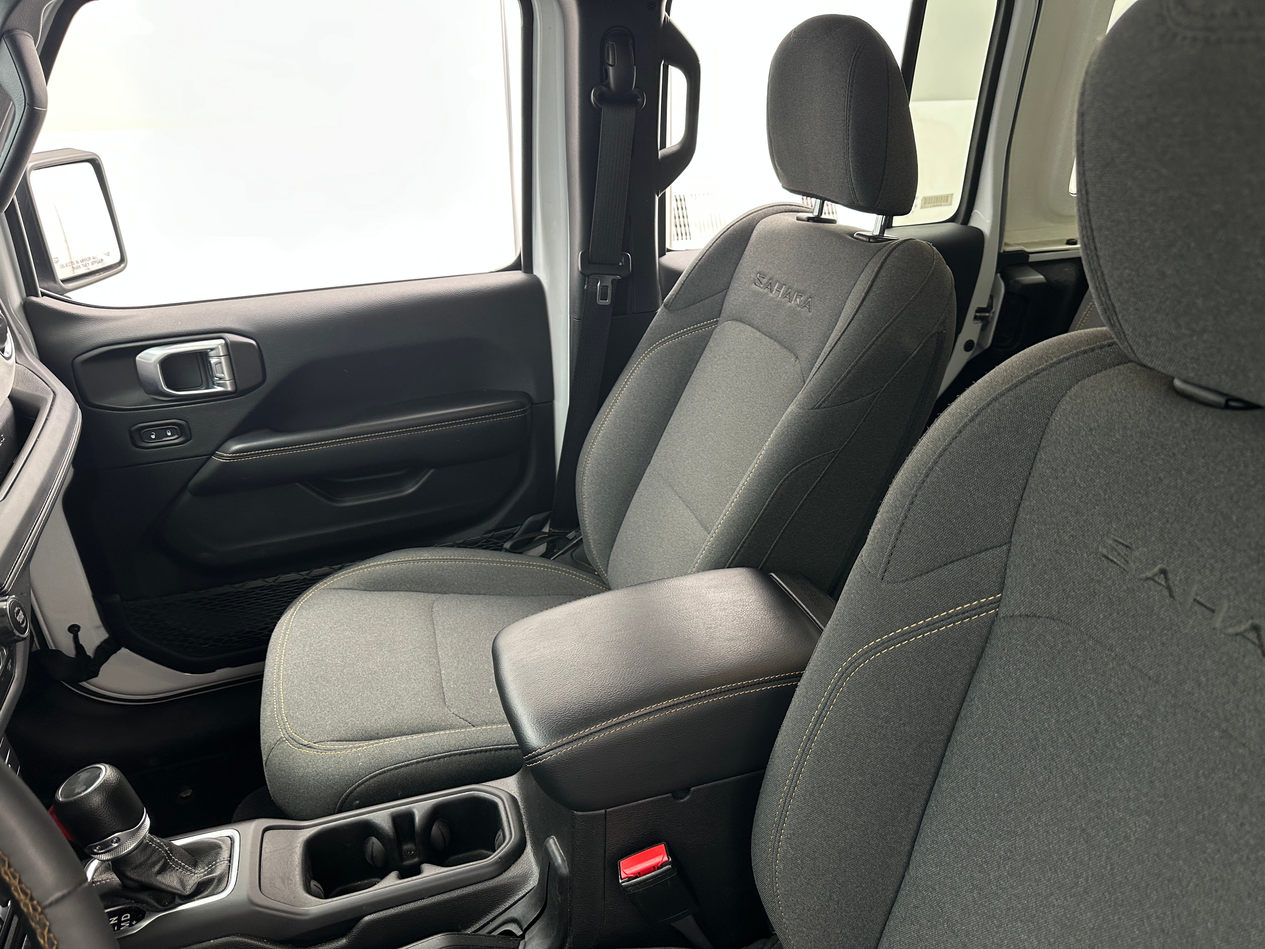 2024 Jeep Wrangler Sahara 2