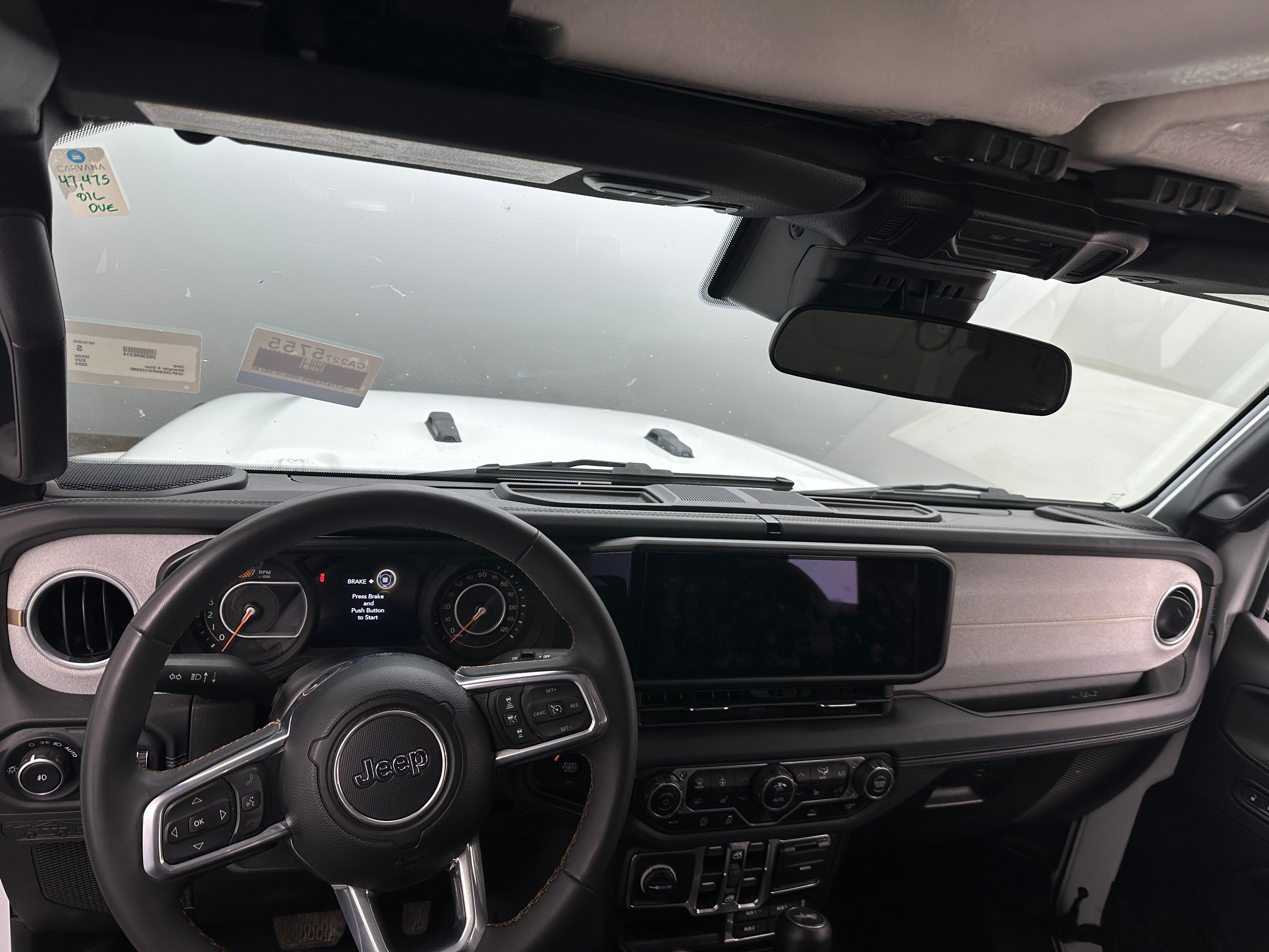 2024 Jeep Wrangler Sahara 3
