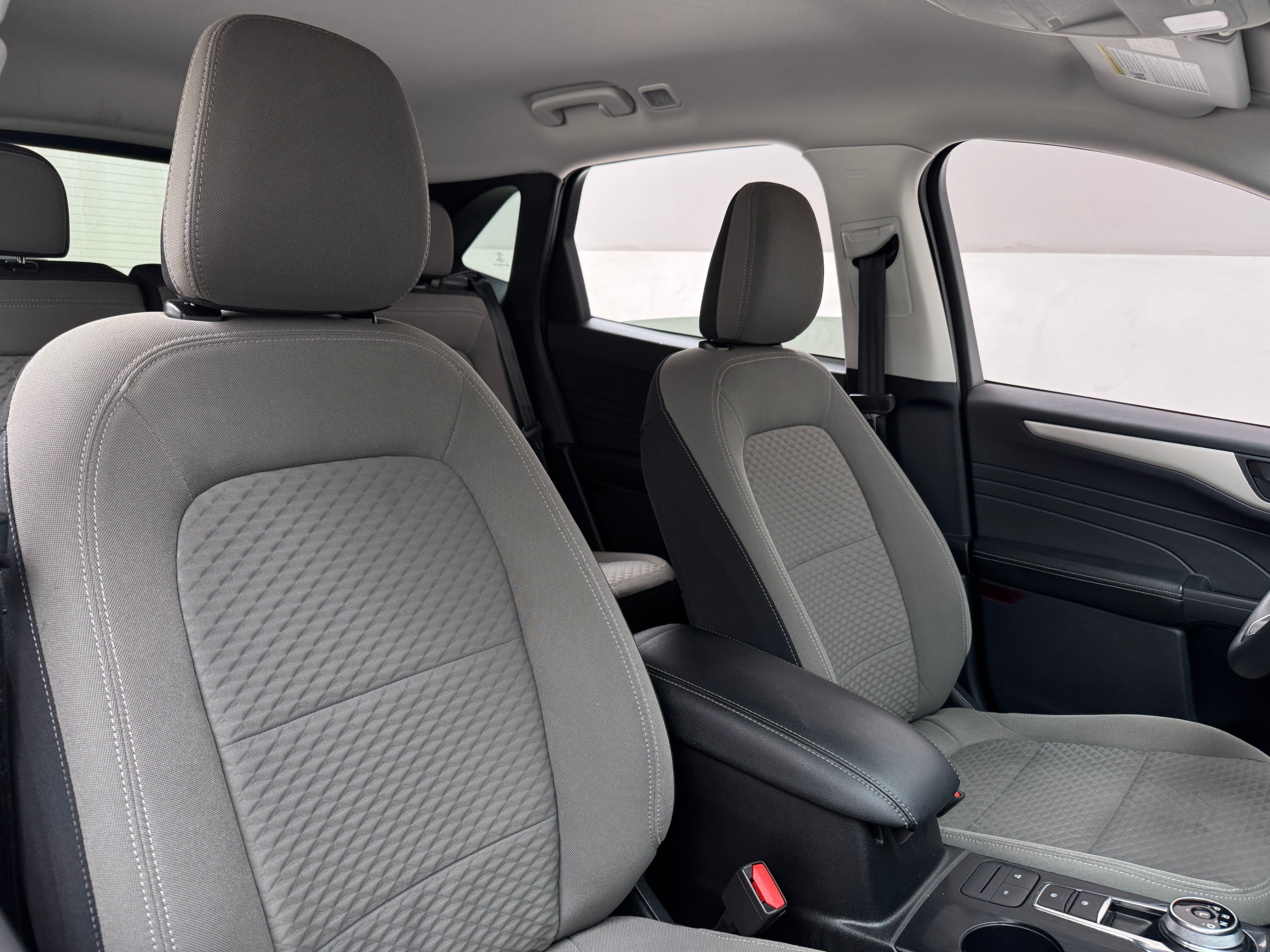 2022 Ford Escape Plug-in Hybrid 2