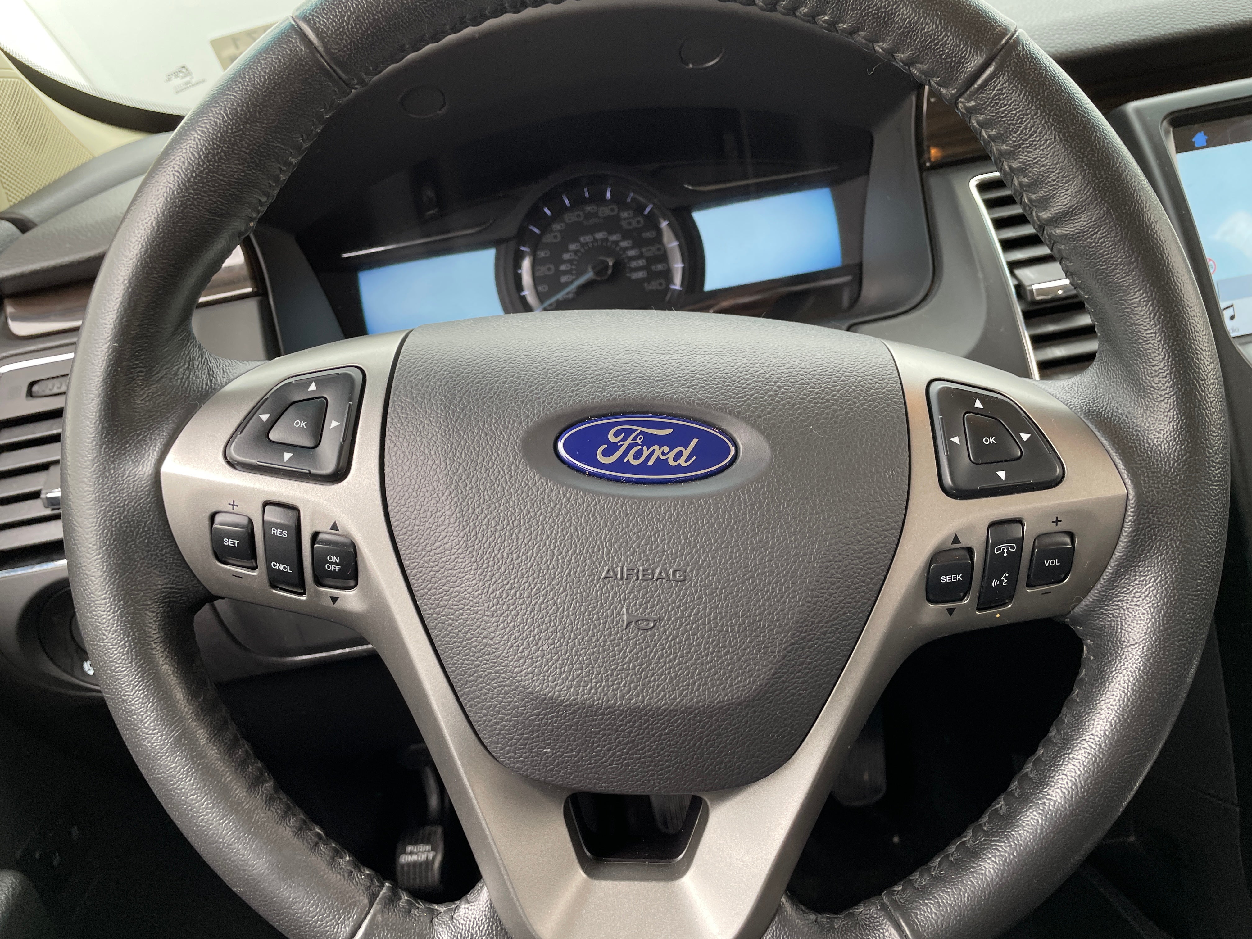 2019 Ford Flex SEL 4