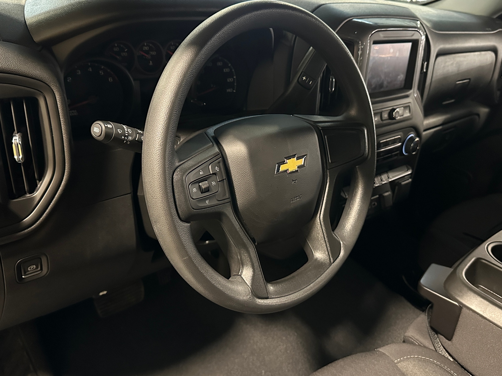 Thumbnail: 2023 Chevrolet Silverado 1500 - 3